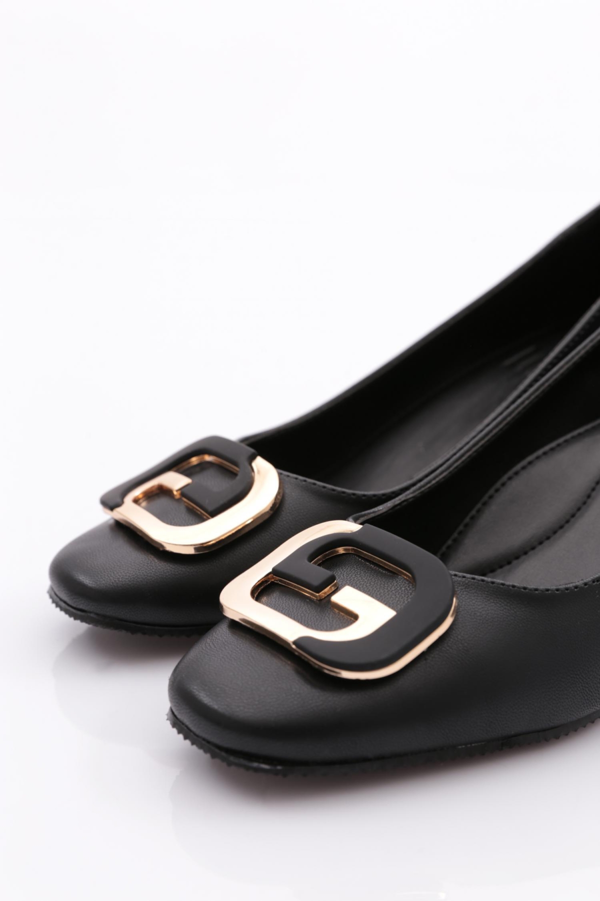 24309 Kadin Metal Aksesuarli Dolgu Topuklu Ayakkabi - Görsel 5