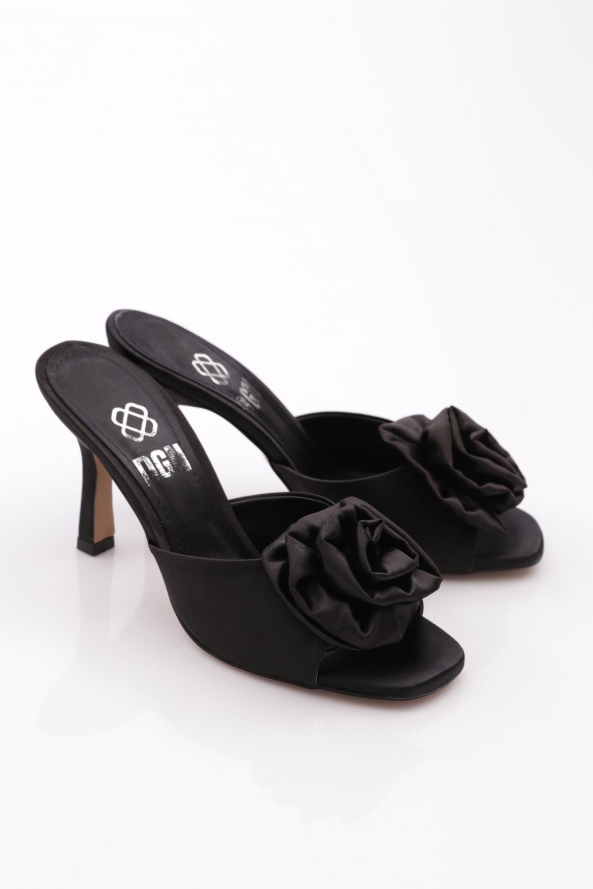 Dgn Dgn Siyah 6305 Kadin Gül Detayli Topuklu Terlik Sandalet & Terlik | Flo Siyah - 3. görsel