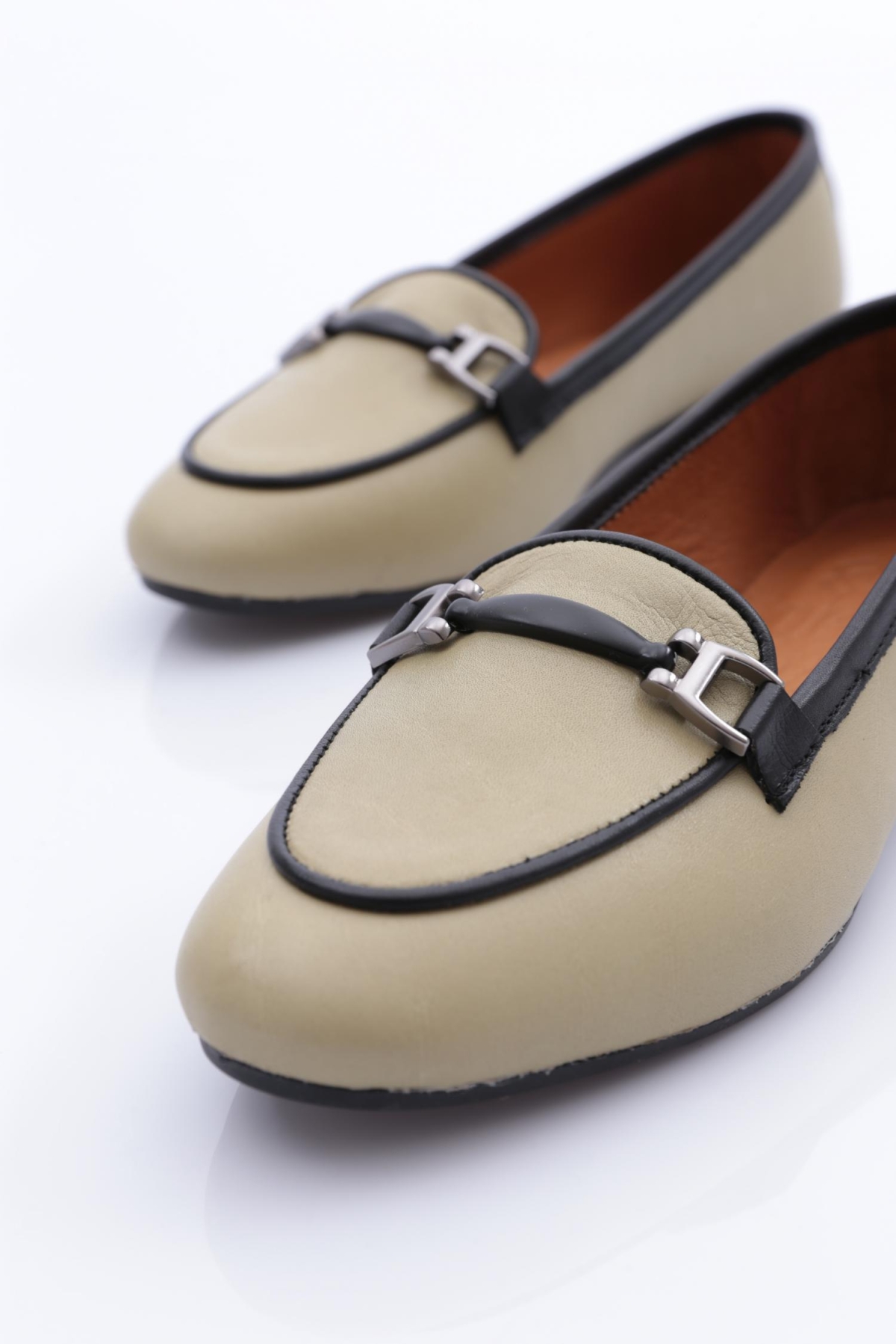 102-1 Kadin Demir Aksesuarli Babet - Görsel 5