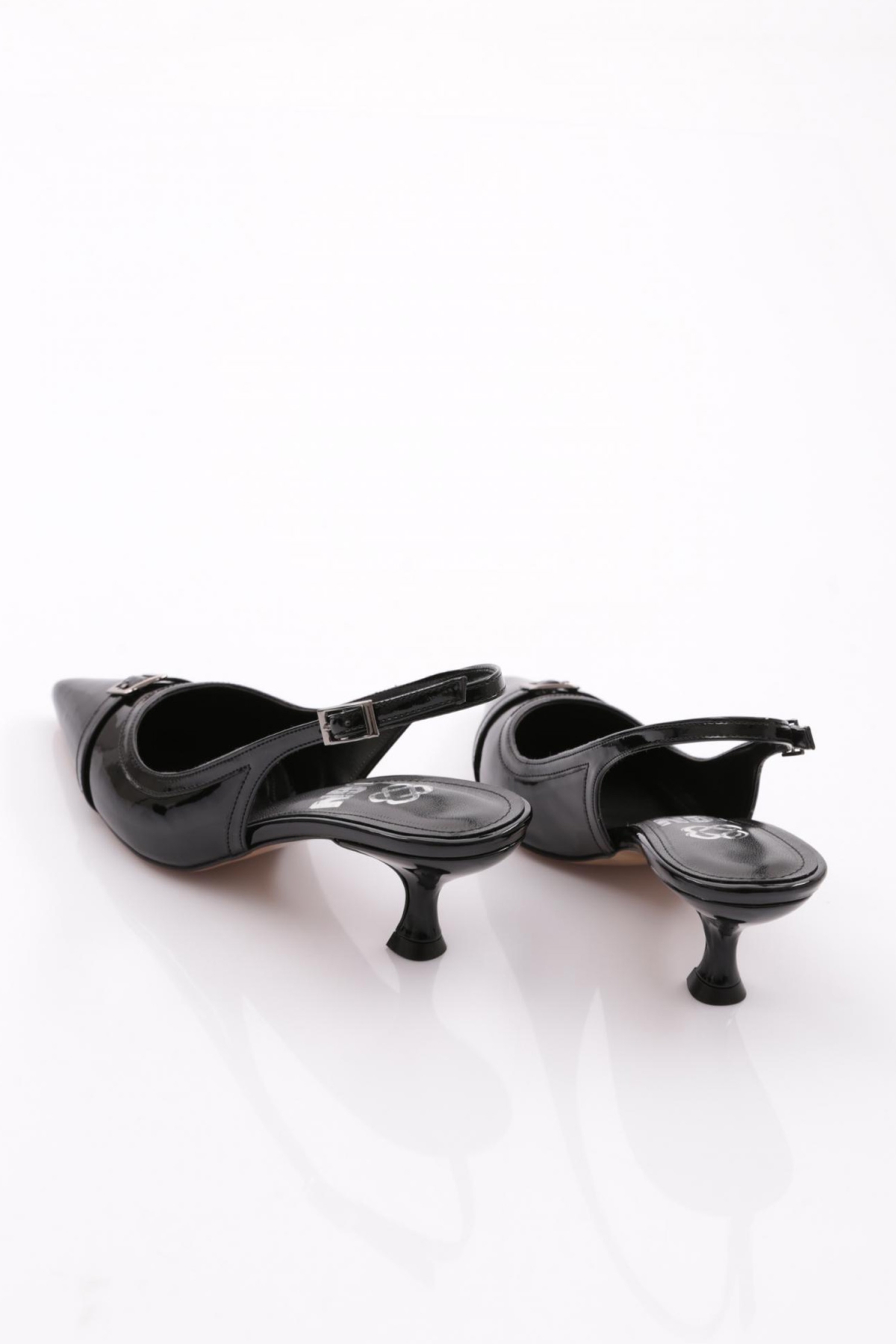 6861 Kadin Üstü Kemer Süslemeli Topuklu Ayakkabi - Görsel 4