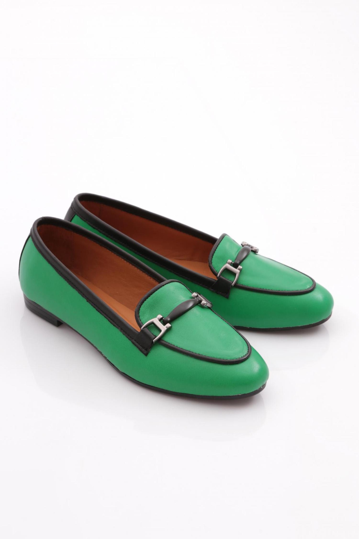 102-1 Kadin Demir Aksesuarli Babet - Görsel 3