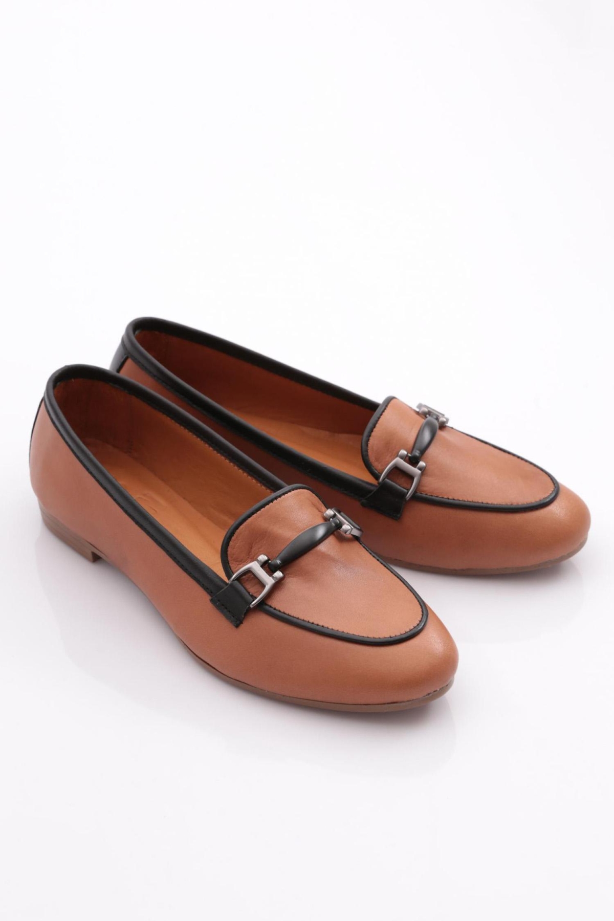 102-1 Kadin Demir Aksesuarli Babet - Görsel 3