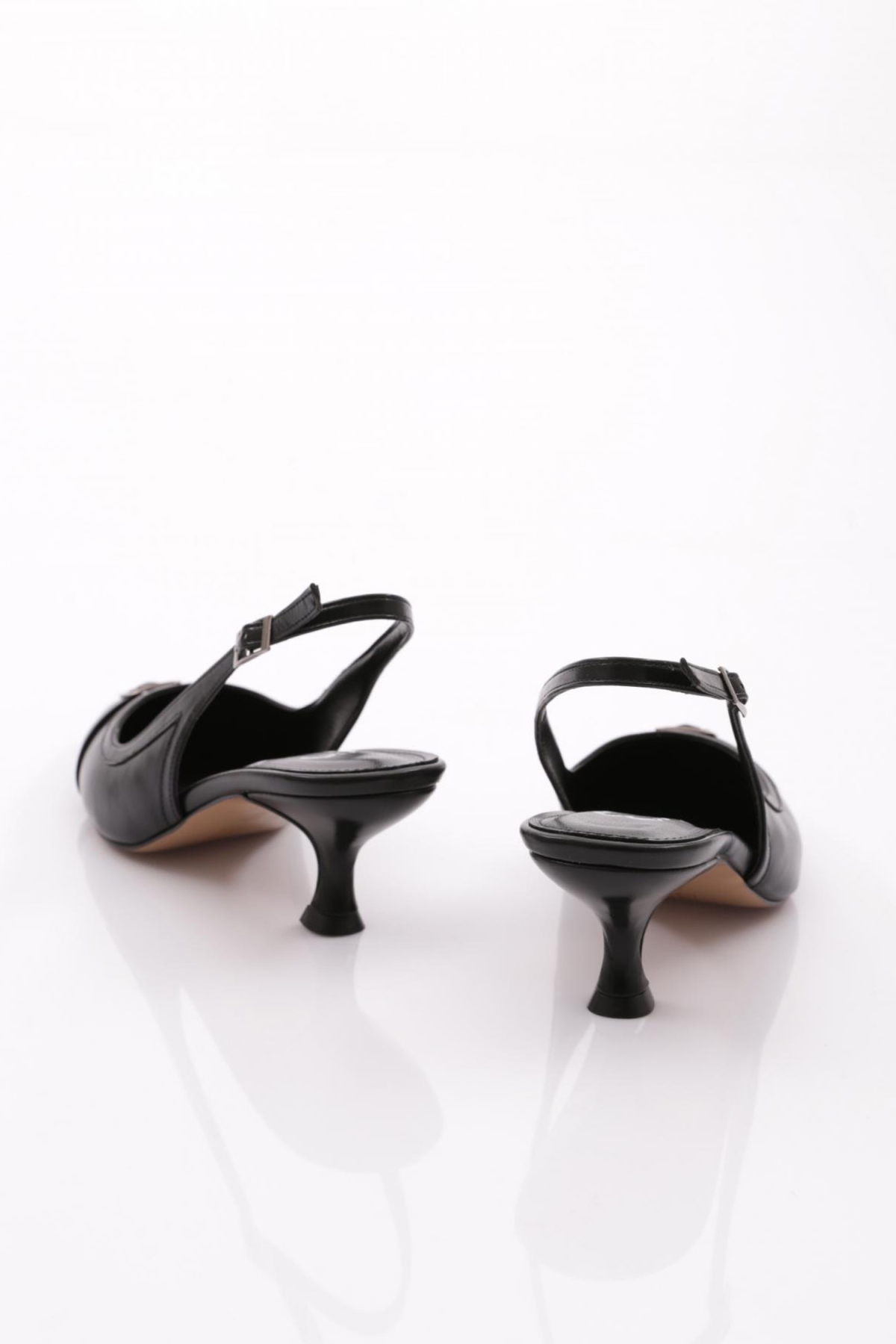 6861 Kadin Üstü Kemer Süslemeli Topuklu Ayakkabi - Görsel 4