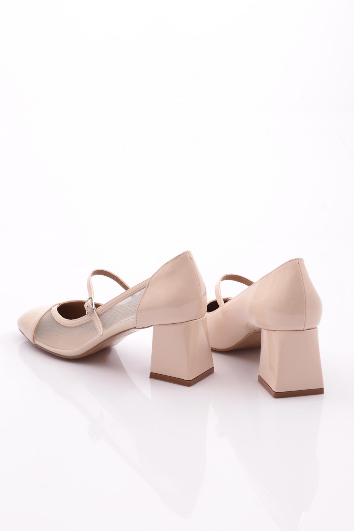 6802 Kadin Üstten Kemer Bağlamali Topuklu Ayakkabi - Görsel 4