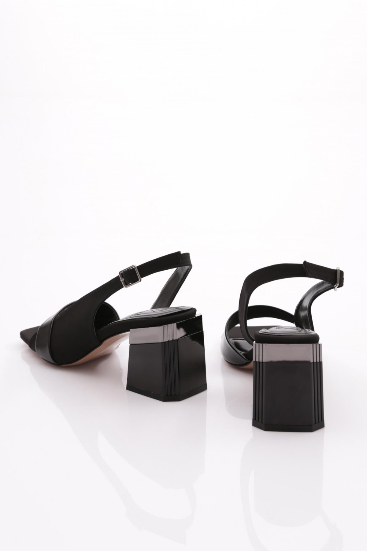 401 Kadin Şeritli Bilekten Bağlama Topuklu Ayakkabi - Görsel 4