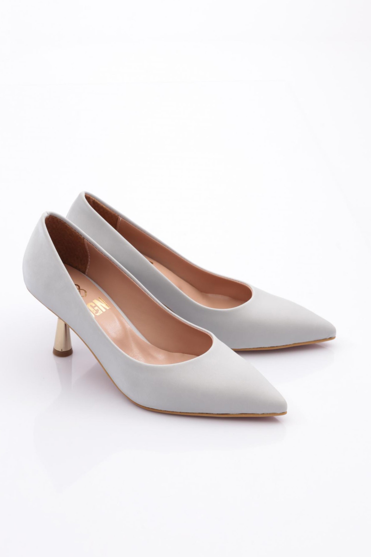 340-1 Kadin Sivri Burun Parmak Dekolteli Topuklu Ayakkabi - Görsel 3