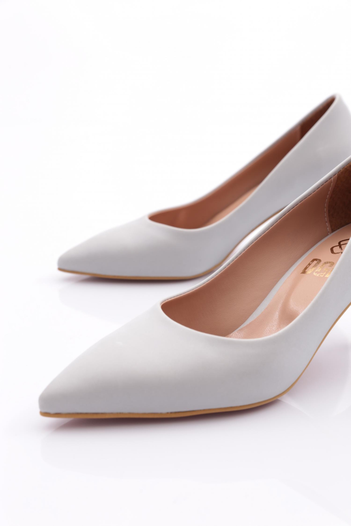 340-1 Kadin Sivri Burun Parmak Dekolteli Topuklu Ayakkabi - Görsel 5