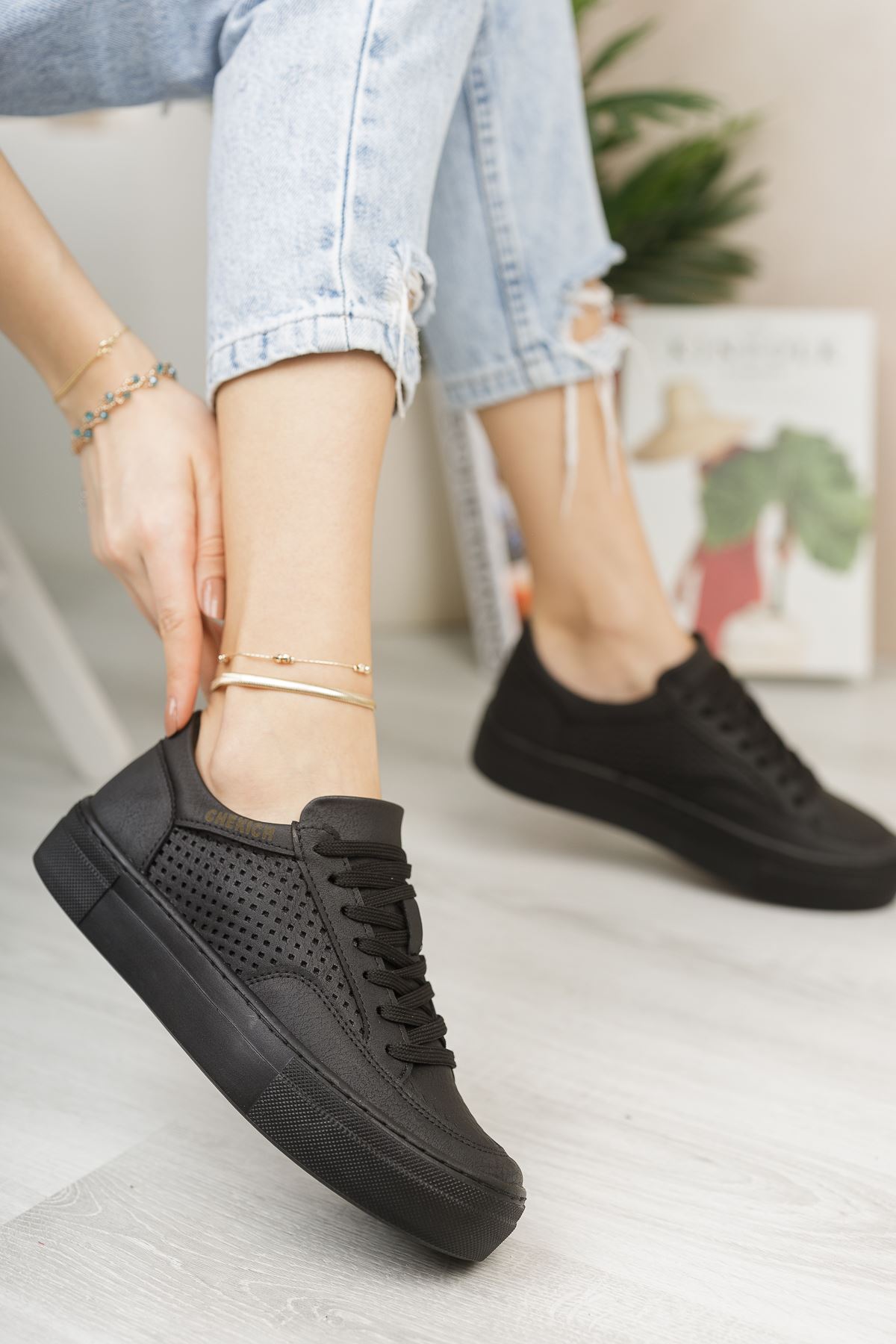 CH015 CST First Edition Kadın Ayakkabı SIYAH - Görsel 2