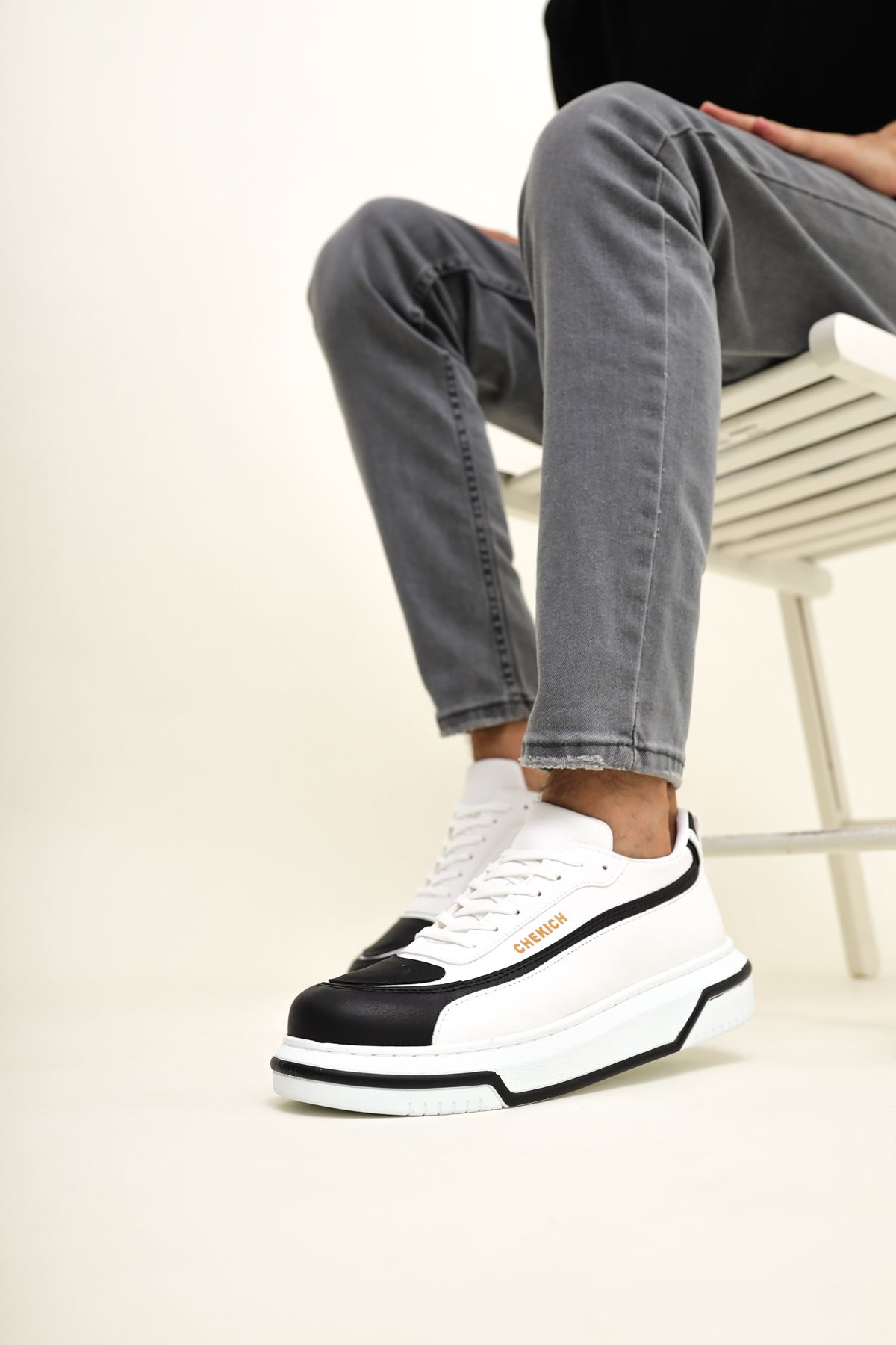 CH241 CBT Signature Line Up Erkek Ayakkabı SIYAH/BEYAZ - Görsel 3