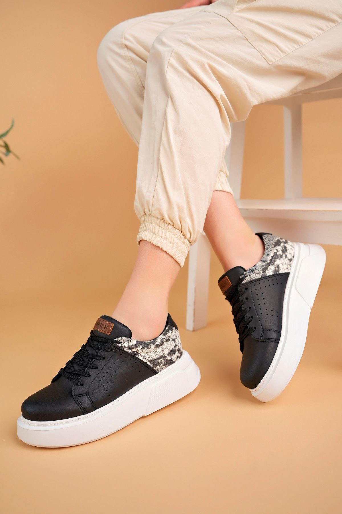 CH145 CBT Sauerbergg Kadın Ayakkabı SIYAH - Görsel 3