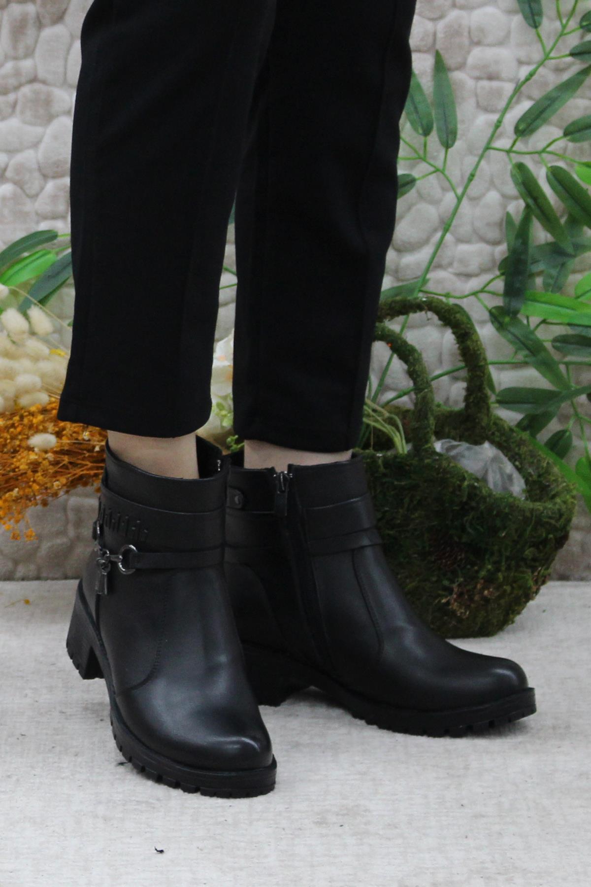 Mehmet Mete 42829 Siyah Orijinal Hakiki Deri İçi Kürklü Kaymaz Taban Kadın Bot - Görsel 3