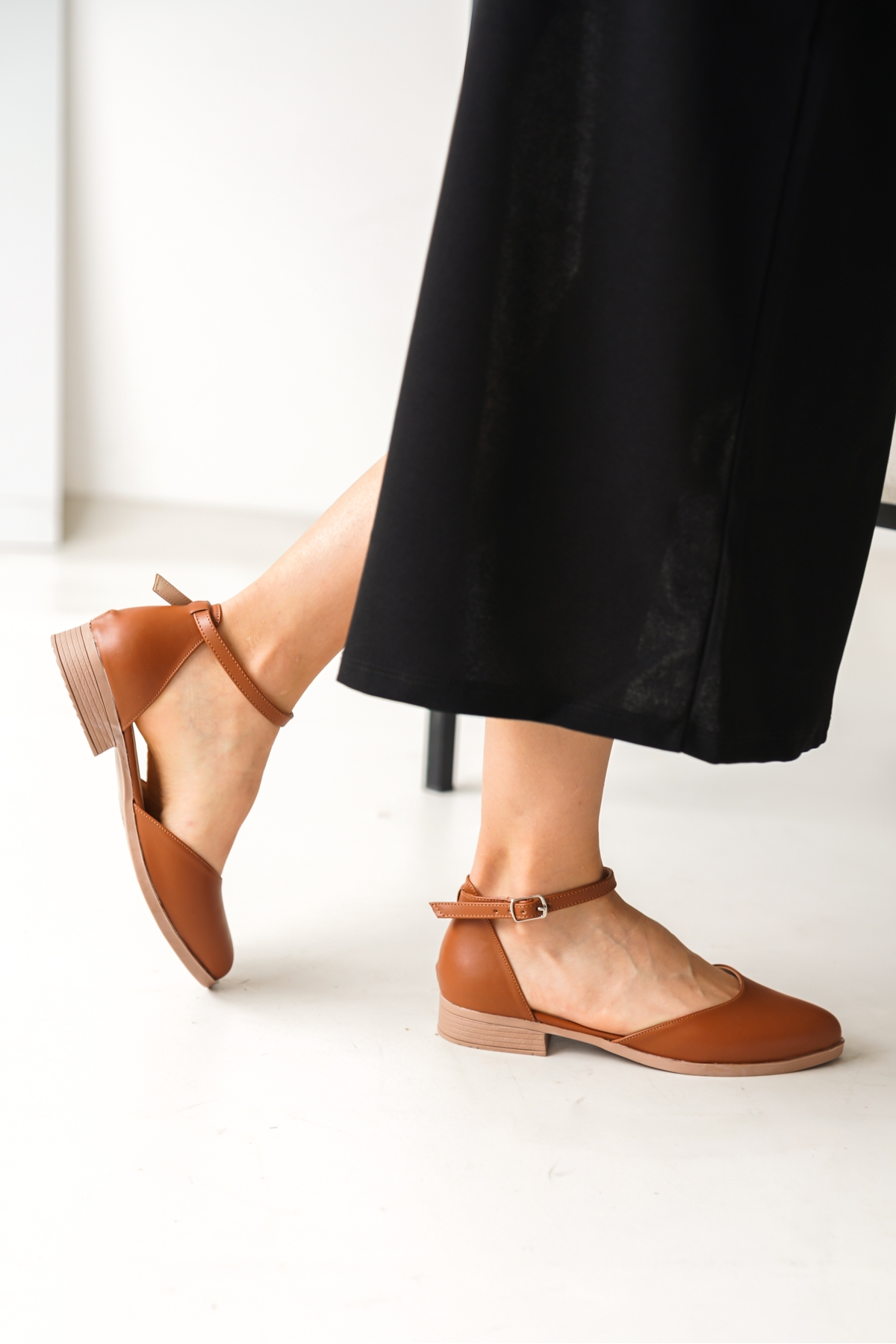 Tena Taba Bilekten Bantlı Günlük Kullanım Babet - Görsel 3