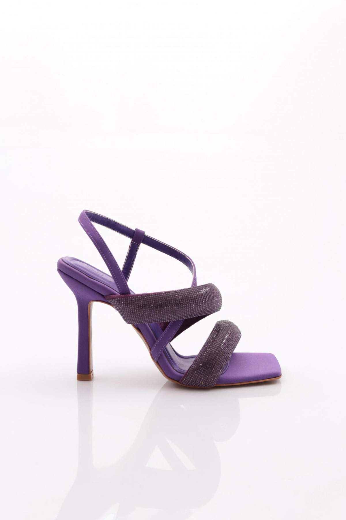 2032 Kadin Sirali Kalin Sirali Ve Çapraz Bantli Silver Taşli Topuklu Sandalet - Görsel 2