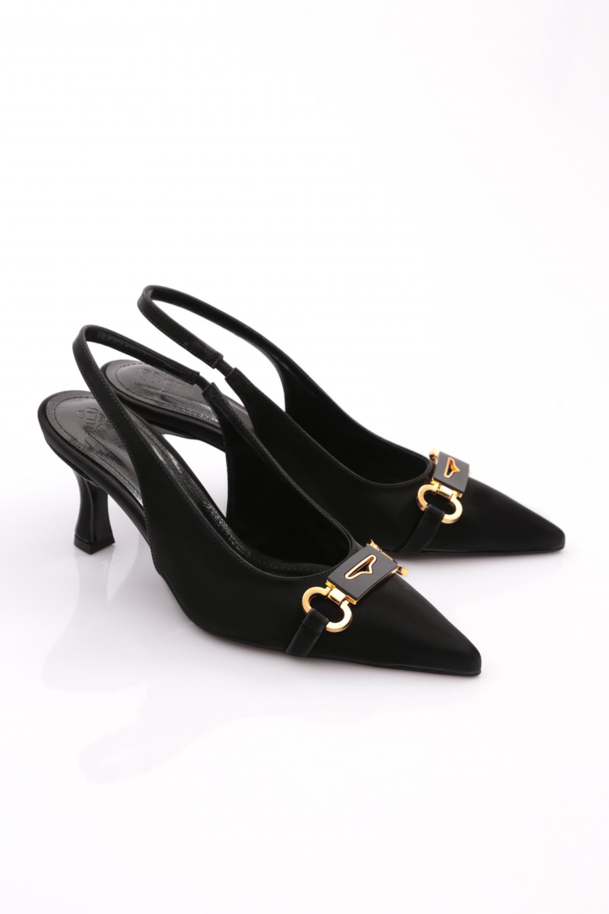 2089 Kadin Arkasi Açik Topuklu Ayakkabi - Görsel 3