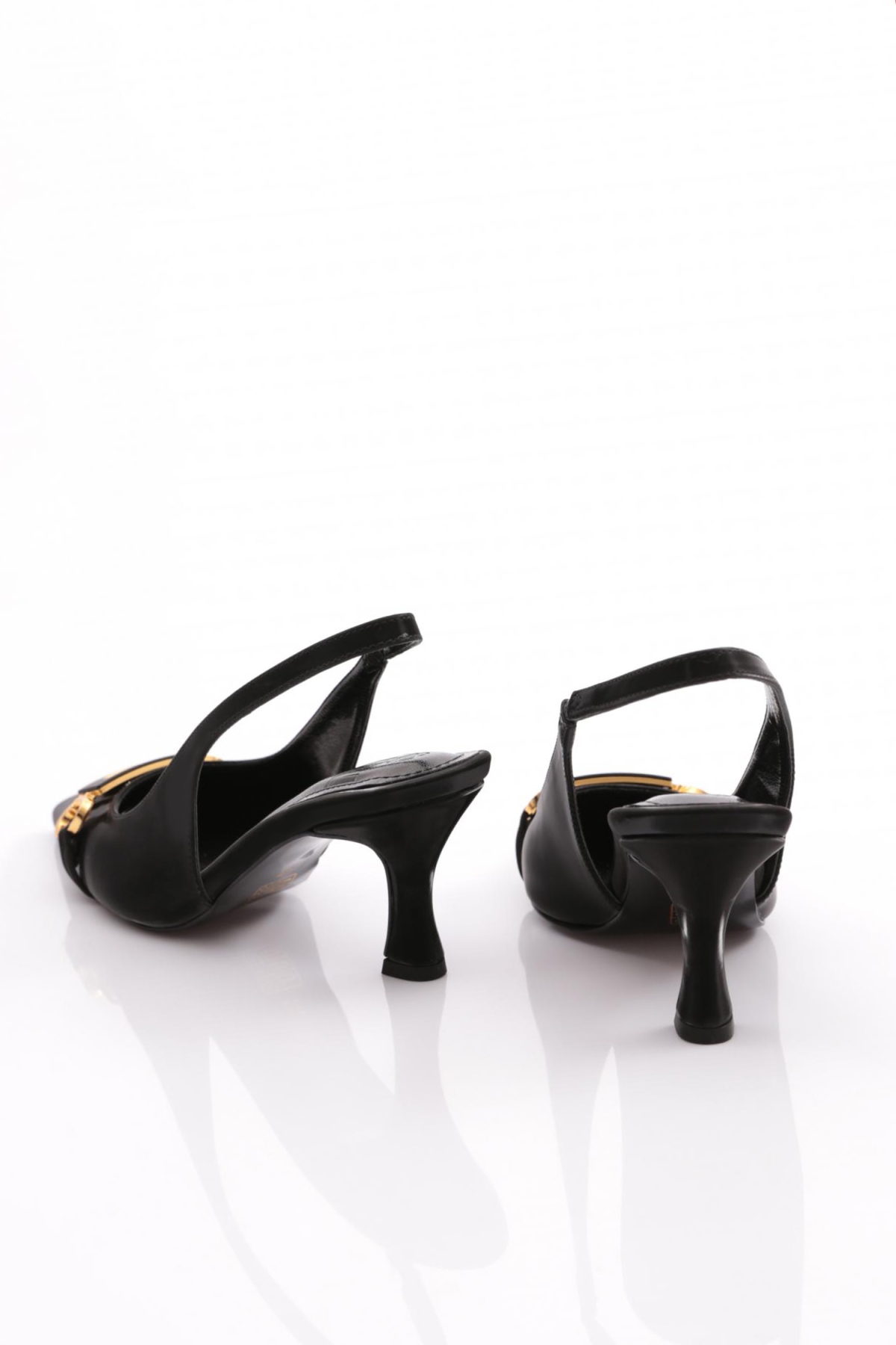 2089 Kadin Arkasi Açik Topuklu Ayakkabi - Görsel 4