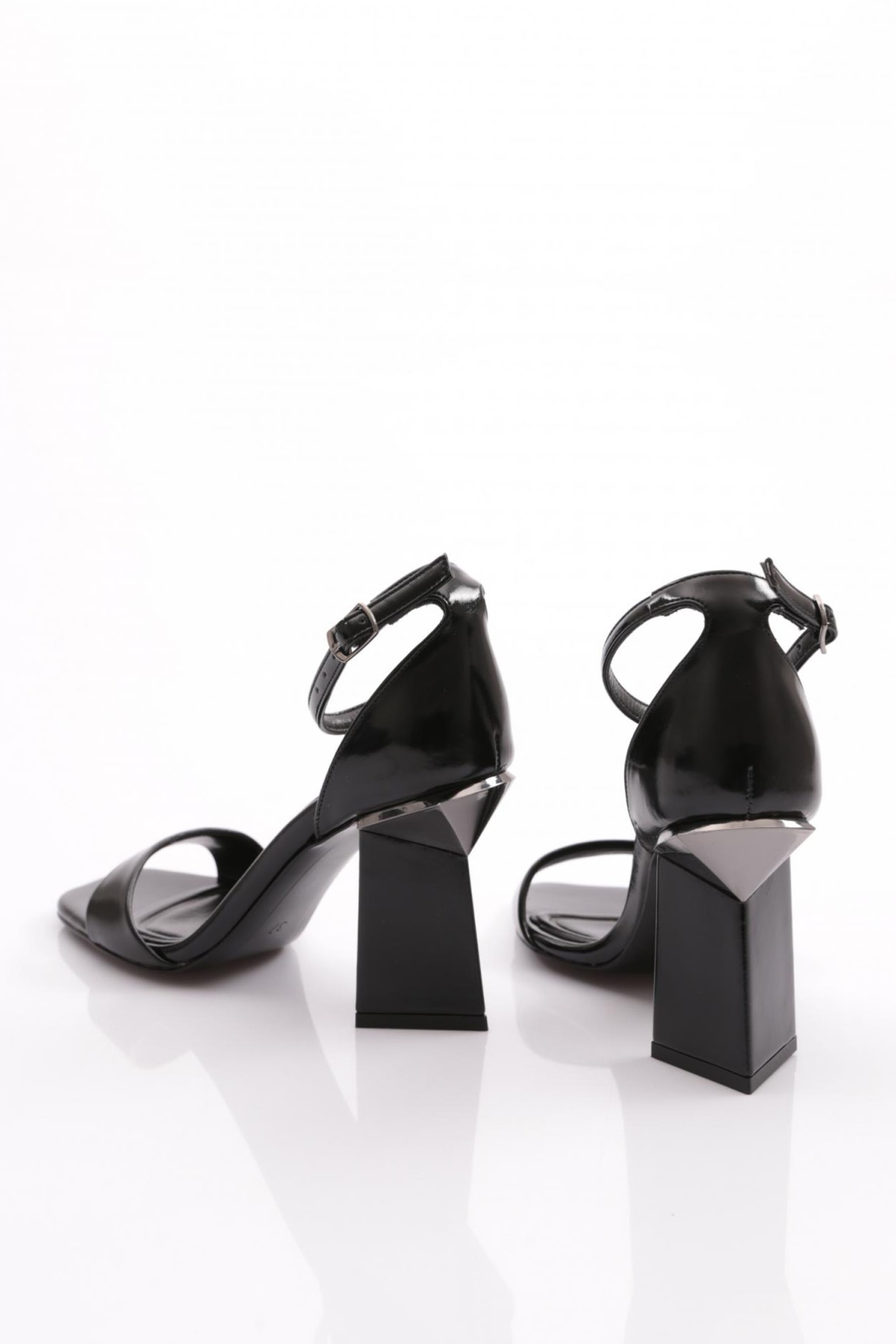 2443 Kadin Bilekten Bağlama Topuklu Abiye Ayakkabi - Görsel 4