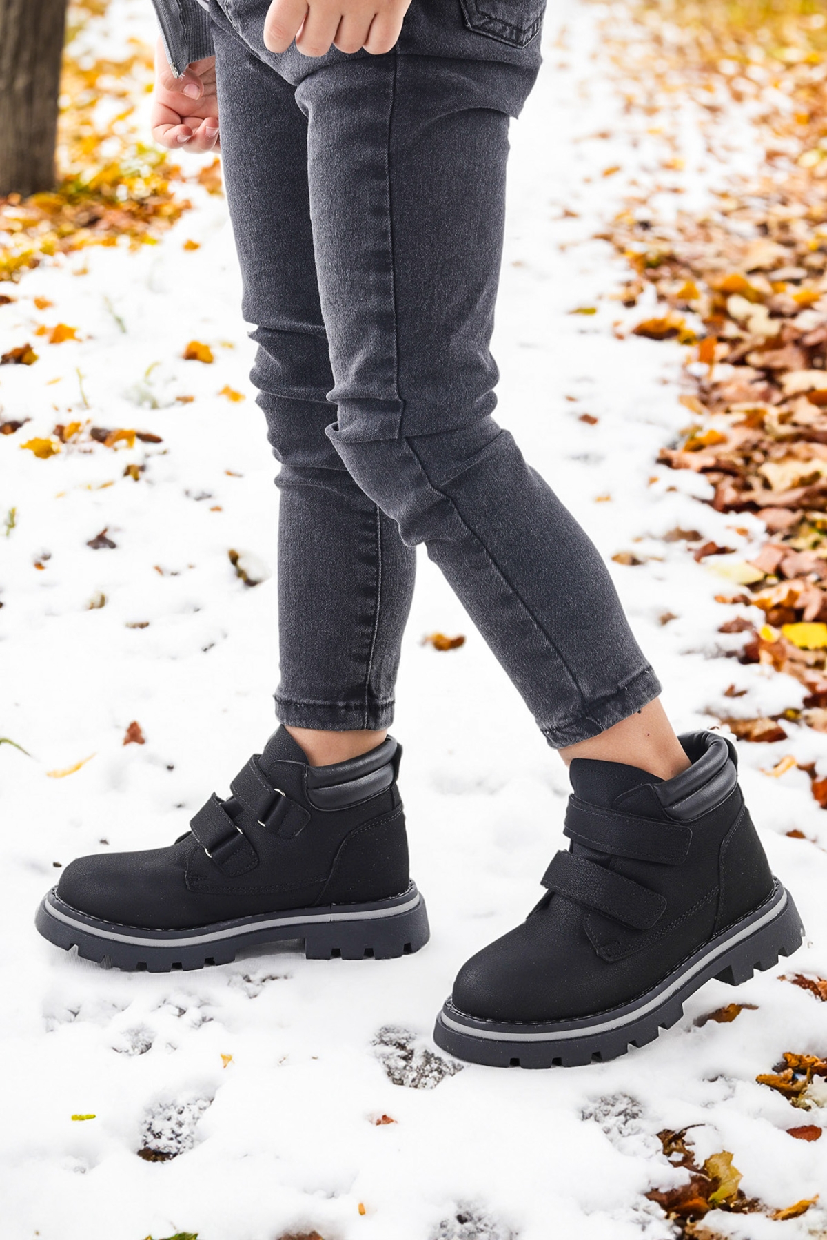 Cırtlı Erkek Çocuk Bot Ayakkabı Arz 3340 Siyah - Siyah - Görsel 3