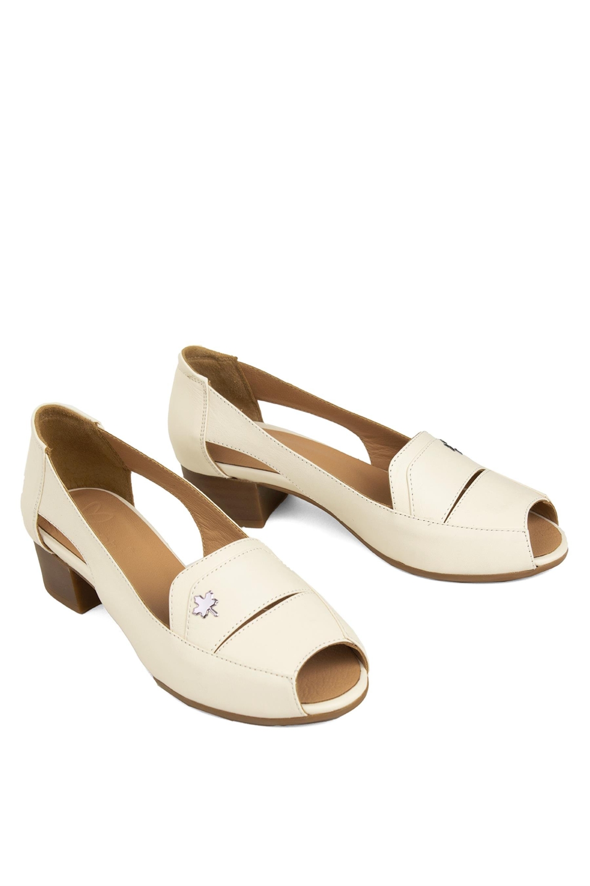 BY01.8402 Kadın Deri Klasik Topuklu Ayakkabı Bej - Görsel 5