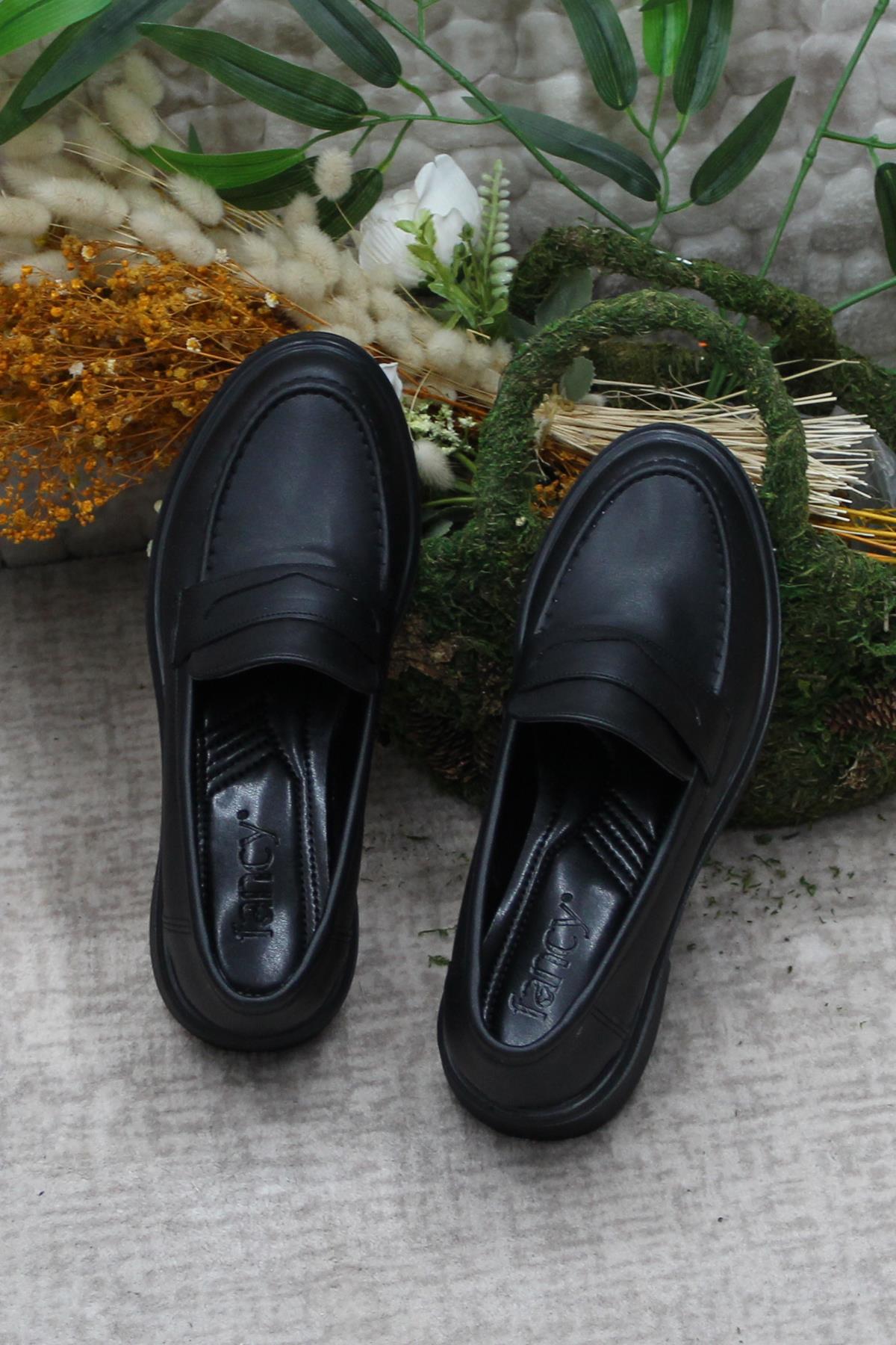 85120 Siyah Cilt Toka Detaylı Rahat Loafer Kadın Ayakkabı - Görsel 7