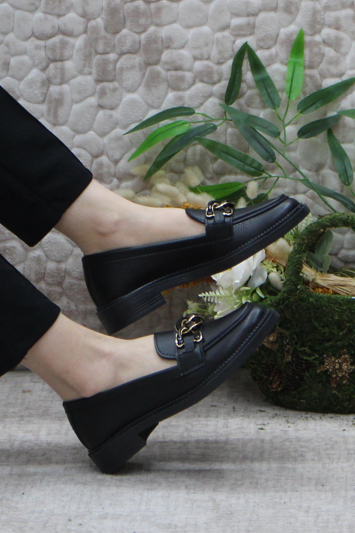 034-228 Siyah Cilt Toka Detaylı Rahat Loafer Kadın Ayakkabı - Görsel 6