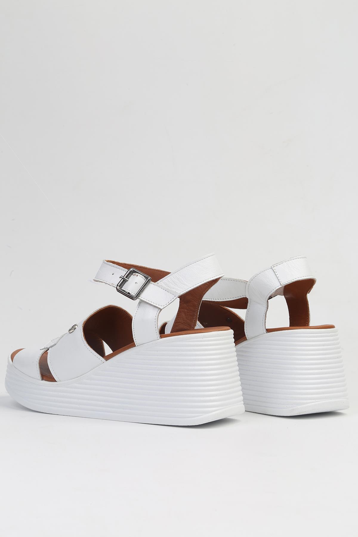 ® | PC-7061 Beyaz-Kadın Dolgu Topuk Ayakkabı - Görsel 4