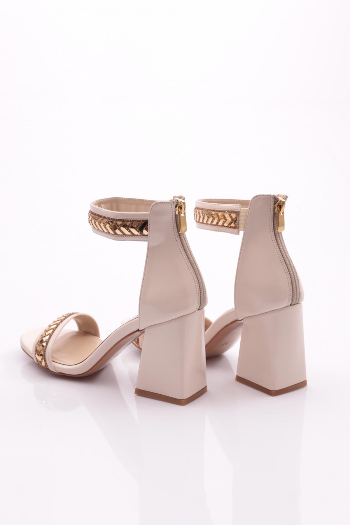 708 Kadin Bilekten Bağlamali Topuklu Ayakkabi - Görsel 4