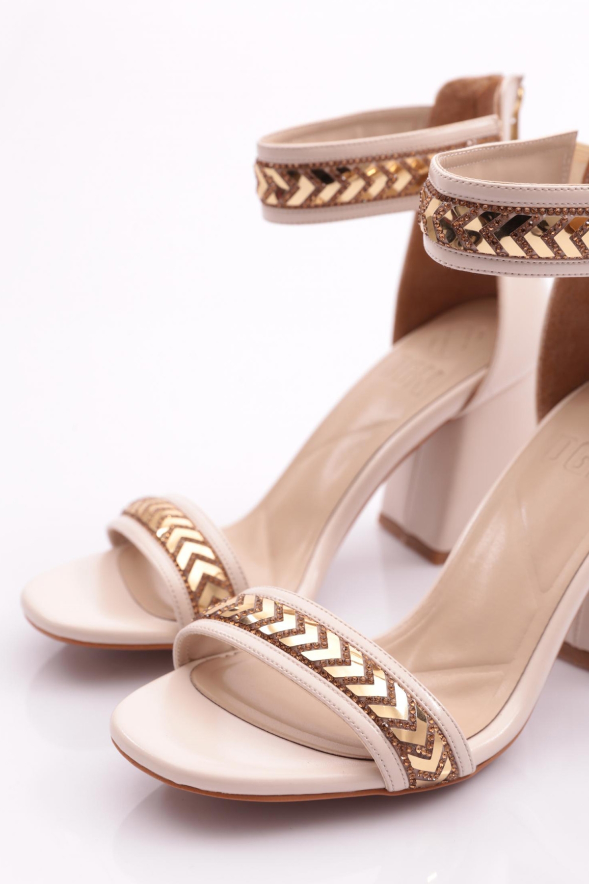 708 Kadin Bilekten Bağlamali Topuklu Ayakkabi - Görsel 5