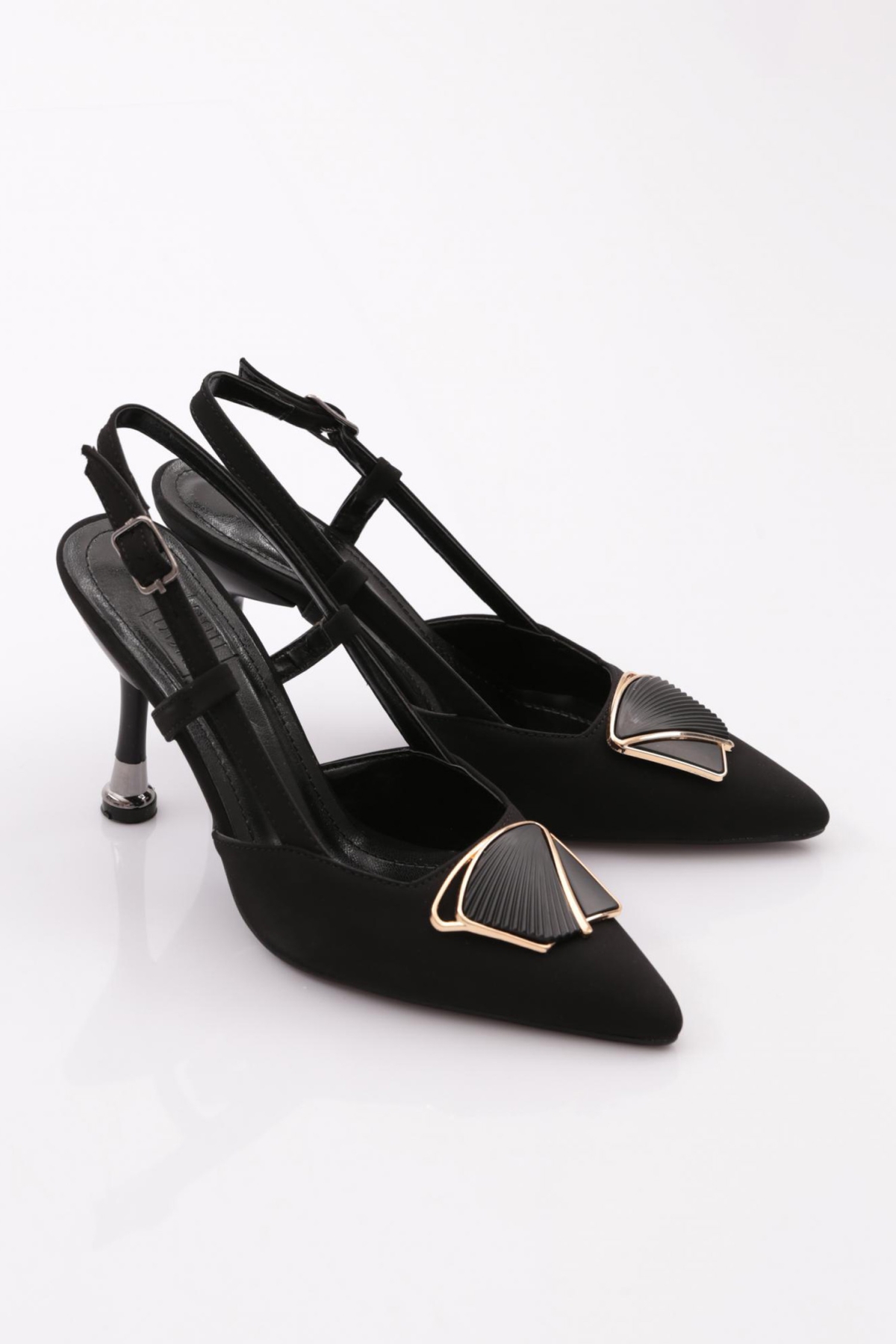 https://floimages.mncdn.com/media/catalog/product/24-05/02/201196473-2-1714629204.jpg