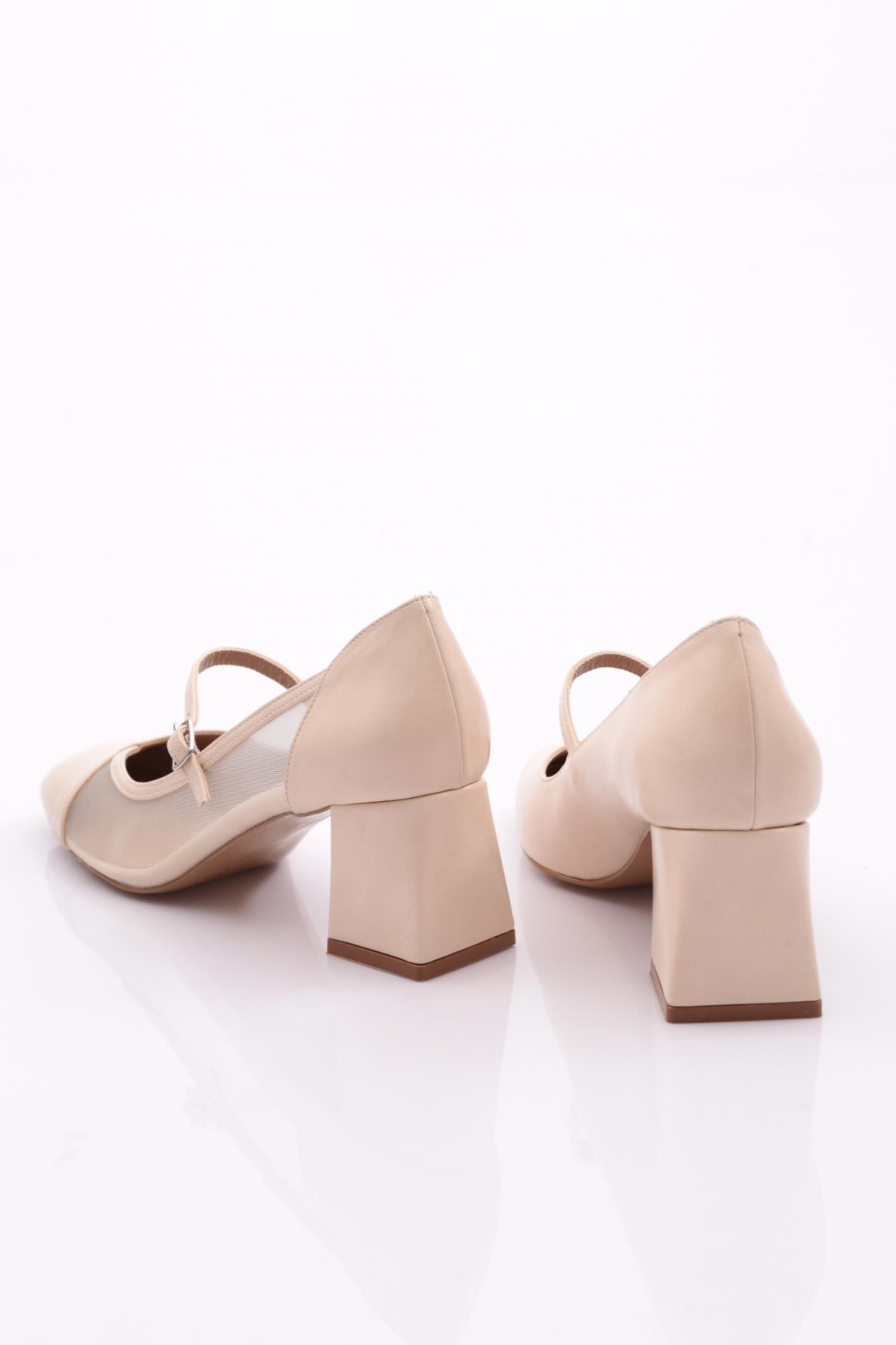 6802 Kadin Üstten Kemer Bağlamali Topuklu Ayakkabi - Görsel 4