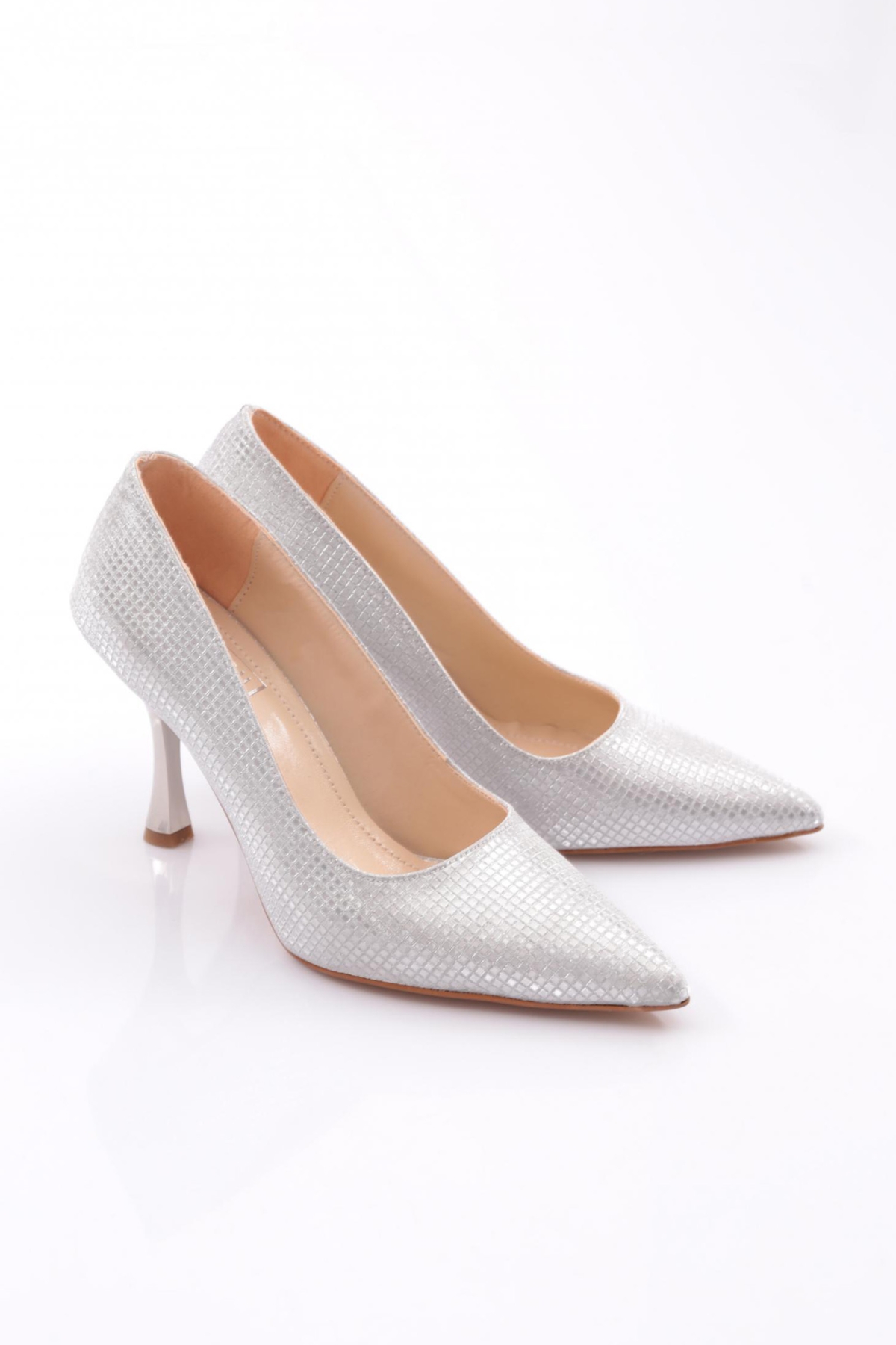 1013 Kadin Sivri Burun Topuklu Ayakkabi - Görsel 3