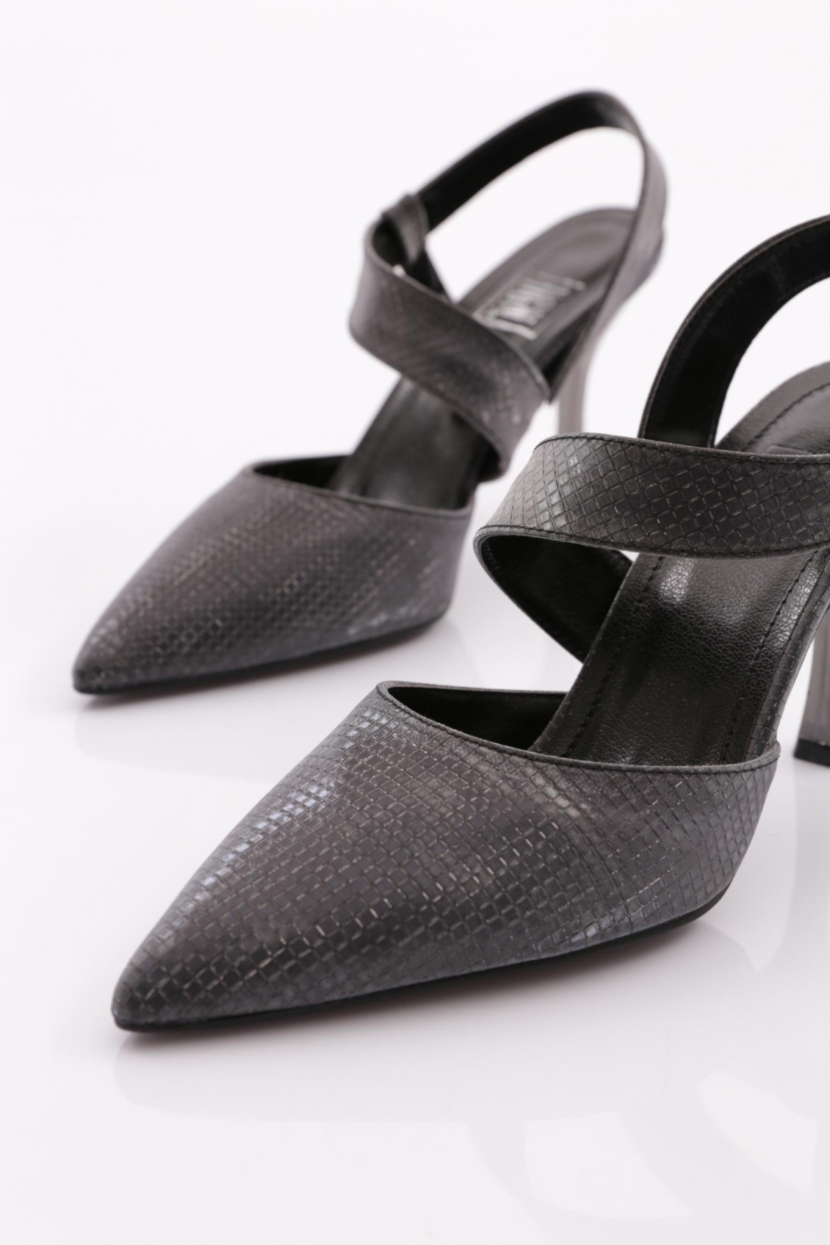 1012 Kadin Bilek Saran Topuklu Ayakkabi - Görsel 5