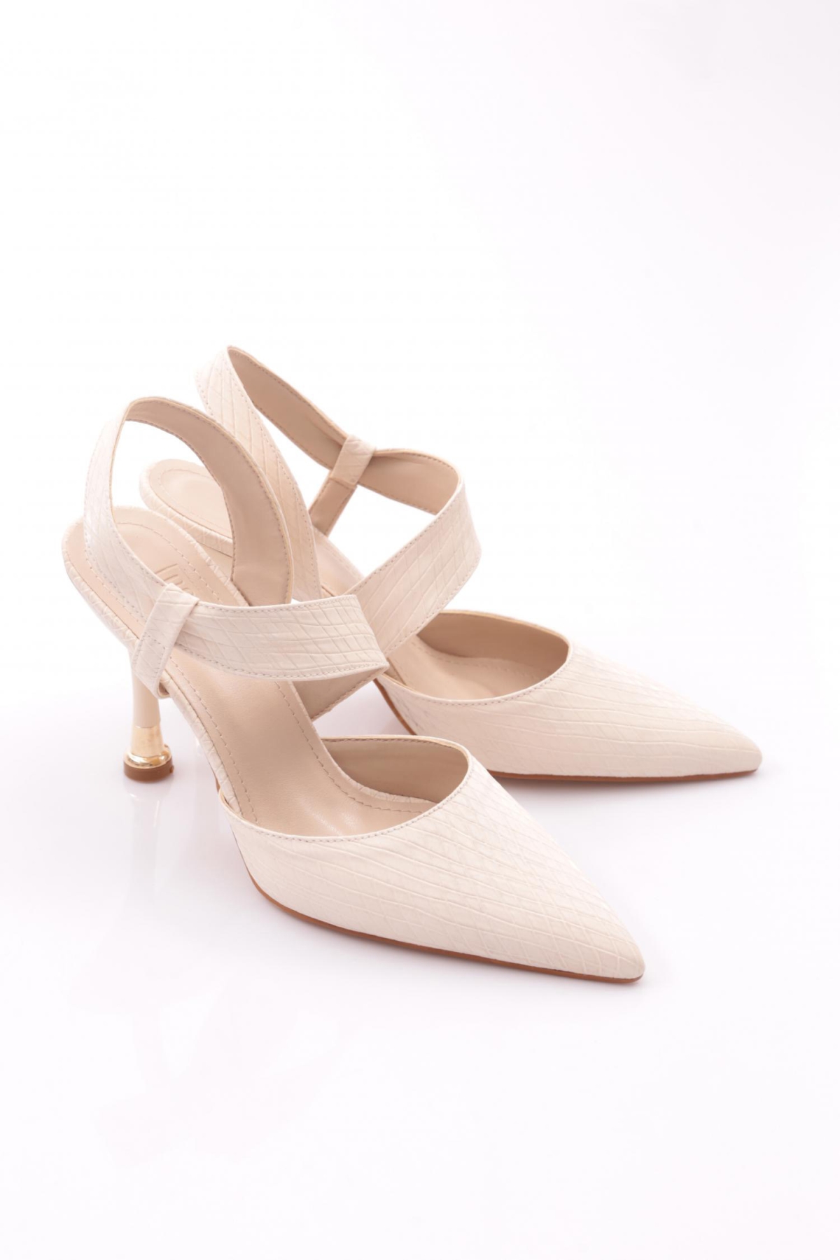 1022 Kadin İnce Topuklu Ayakkabi - Görsel 3