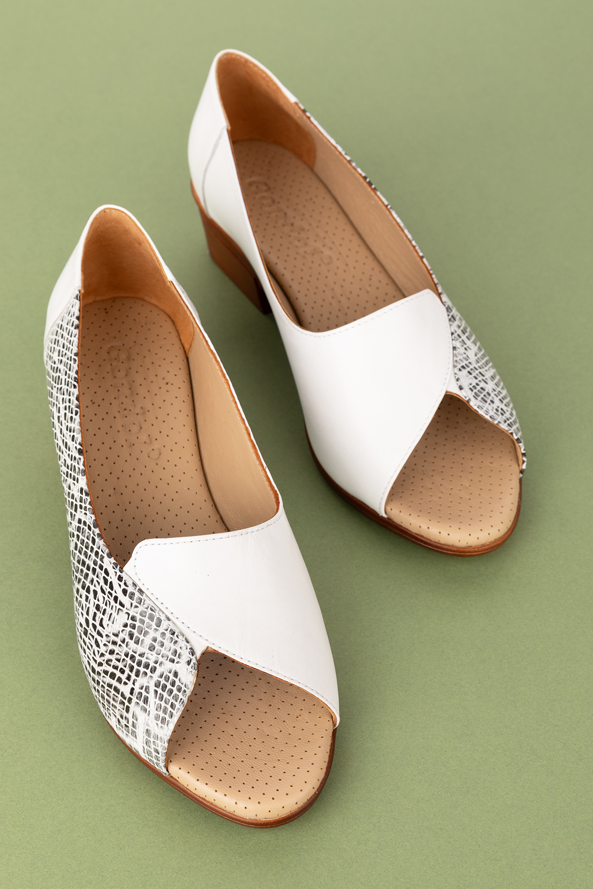 Gondol Kadın Hakiki Deri Kısa Topuklu Rahat Ayakkabı msa.42 - Görsel 2