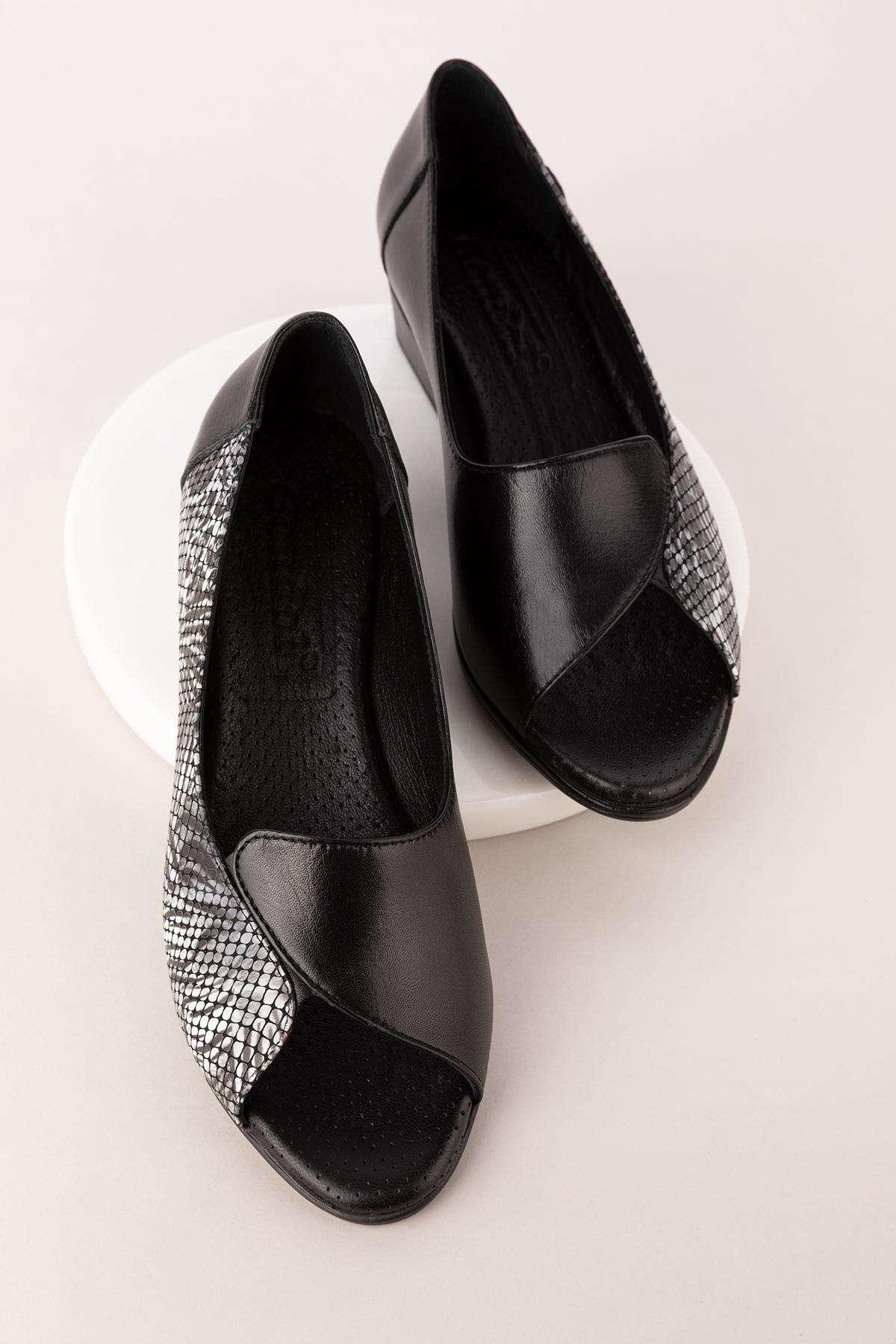 Gondol Kadın Hakiki Deri Kısa Topuklu Rahat Ayakkabı msa.42 - Görsel 2