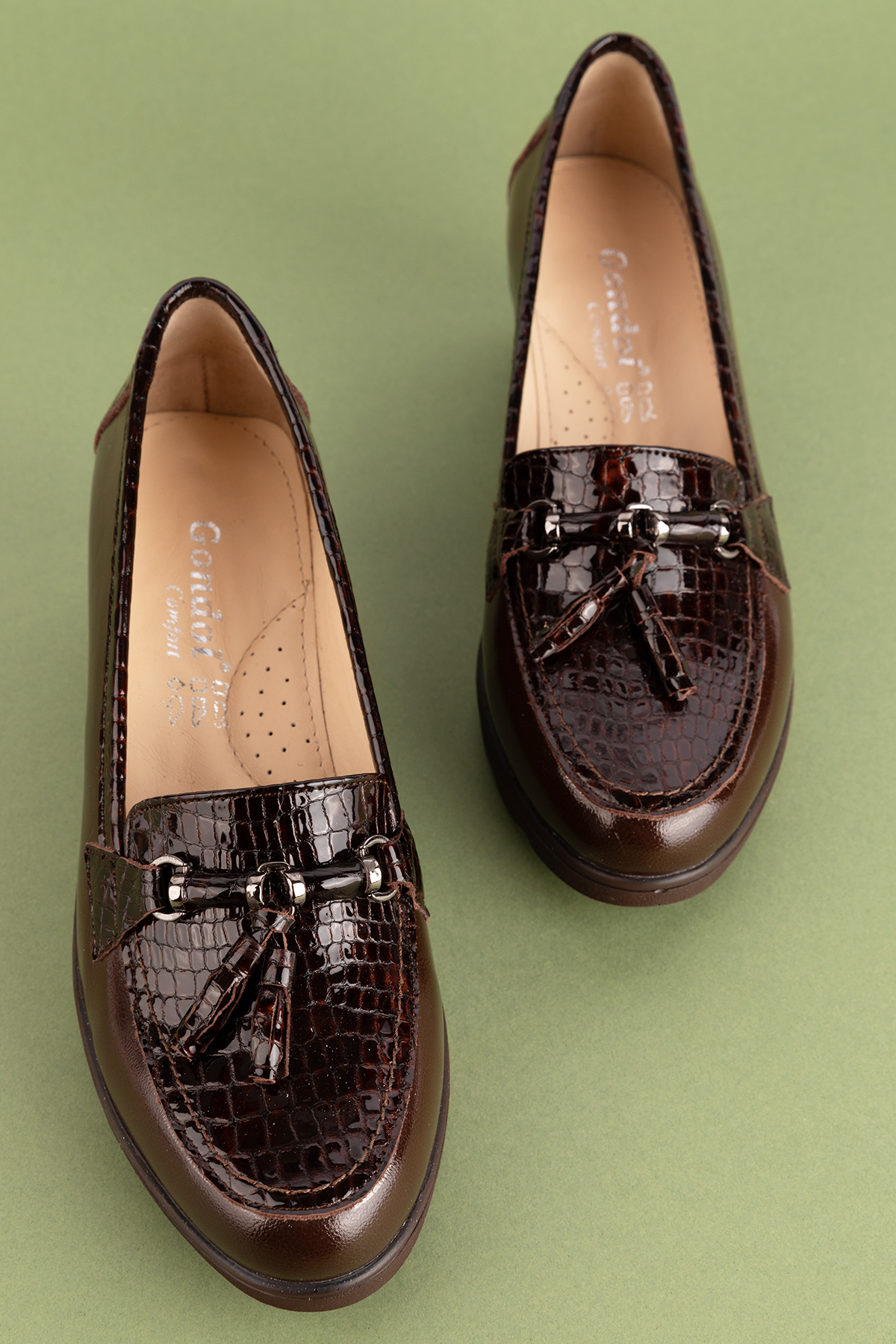 Gondol Kadın Hakiki Deri Dolgu Topuk Rahat Şık Anne Ayakkabısı ell.6821 - Görsel 5