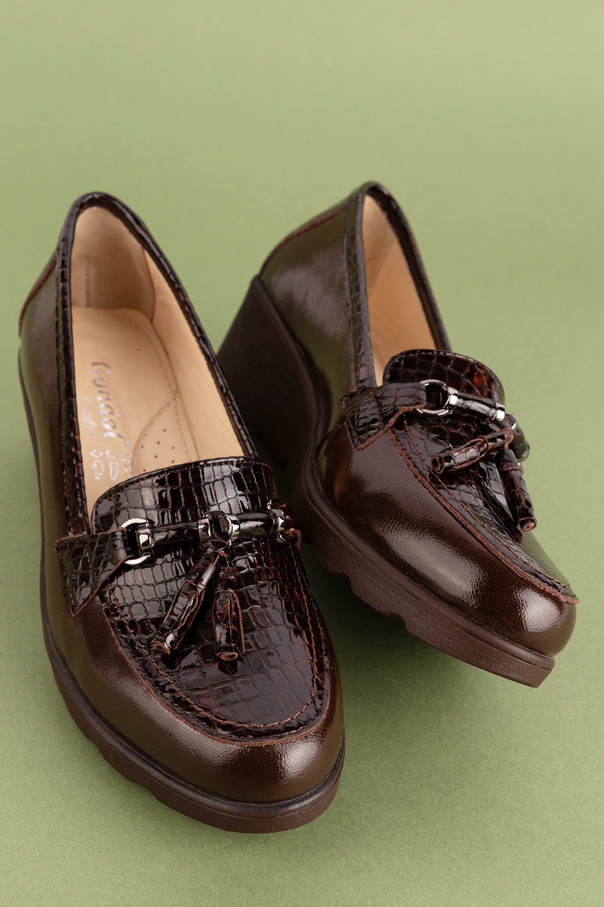 Gondol Kadın Hakiki Deri Dolgu Topuk Rahat Şık Anne Ayakkabısı ell.6821 - Görsel 6