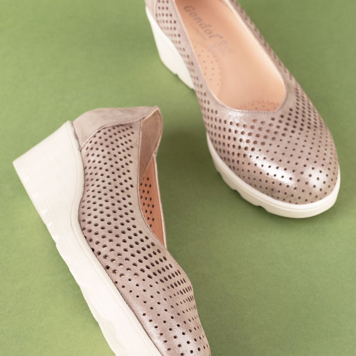 Gondol Kadın Hakiki Deri Dolgu Topuk Rahat Şık Anne Ayakkabısı ell.6596 - Görsel 7