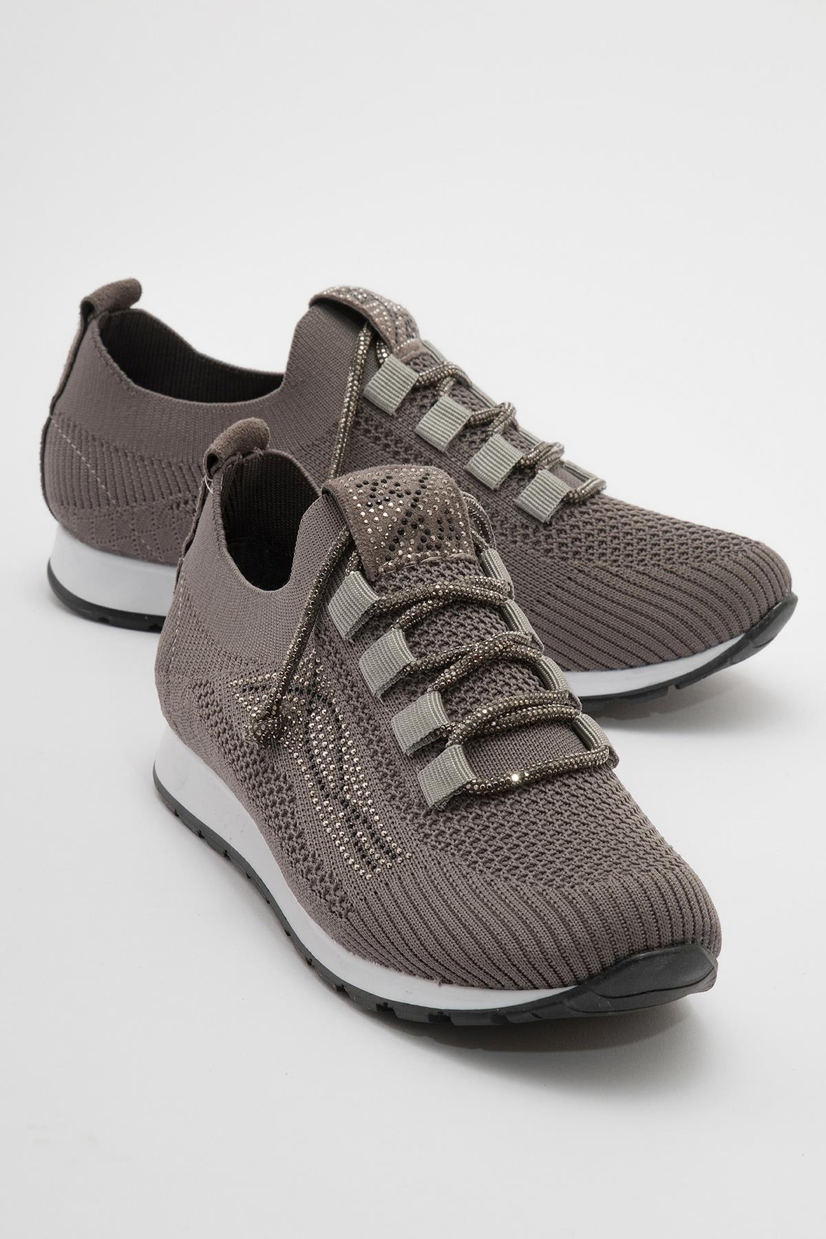 Kaydırmaz Taban Taşlı Kadın Spor Ayakkabı FÜME - Görsel 3