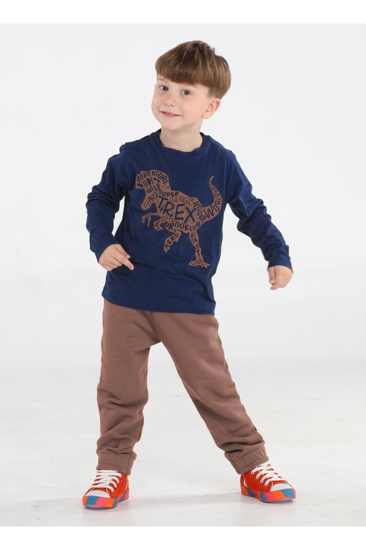 Kahve Yazılı Dino Jogger Pantolon + Tshirt Takım