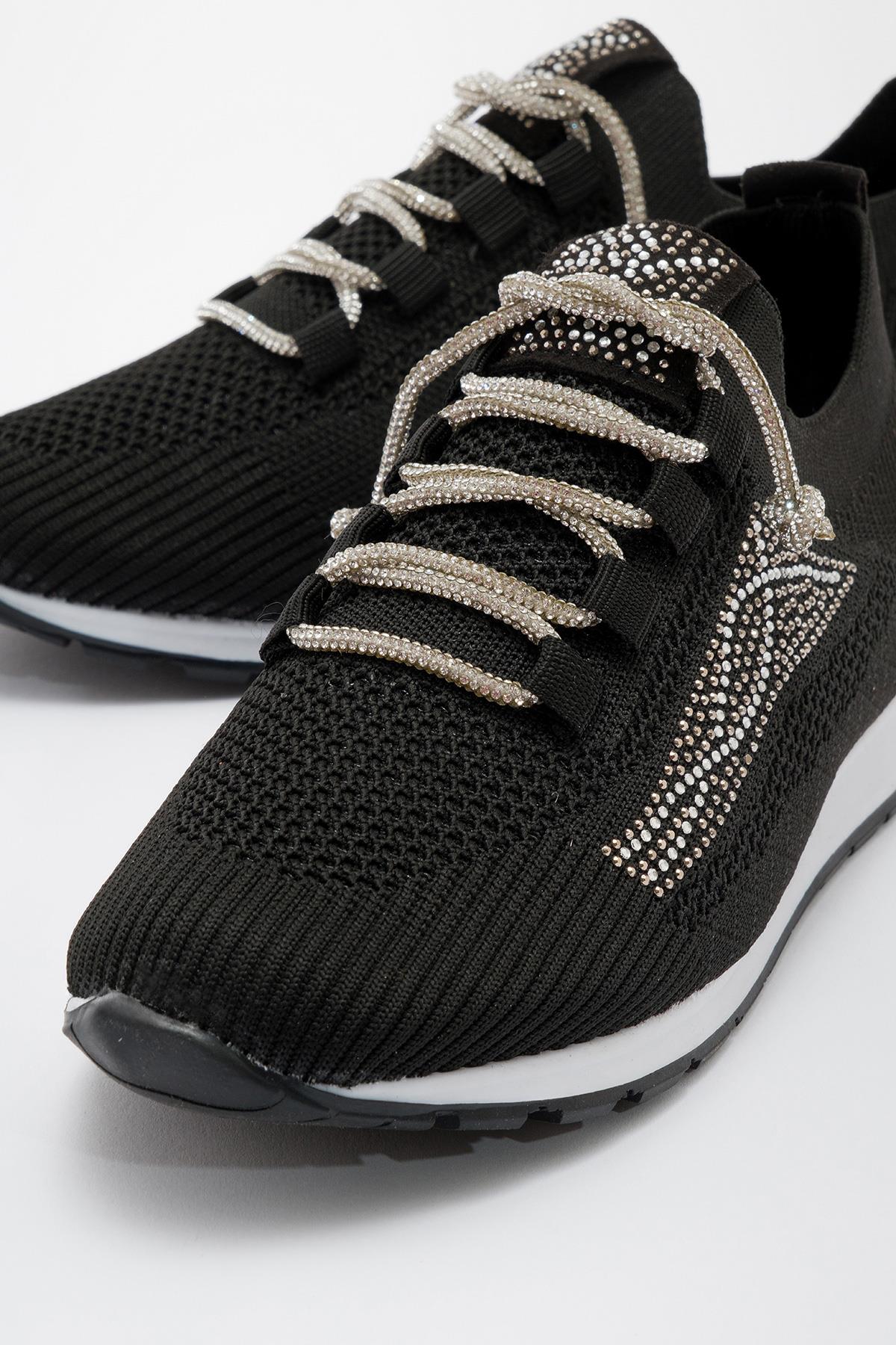 Kaydırmaz Taban Taşlı Kadın Spor Ayakkabı SİYAH - Görsel 4