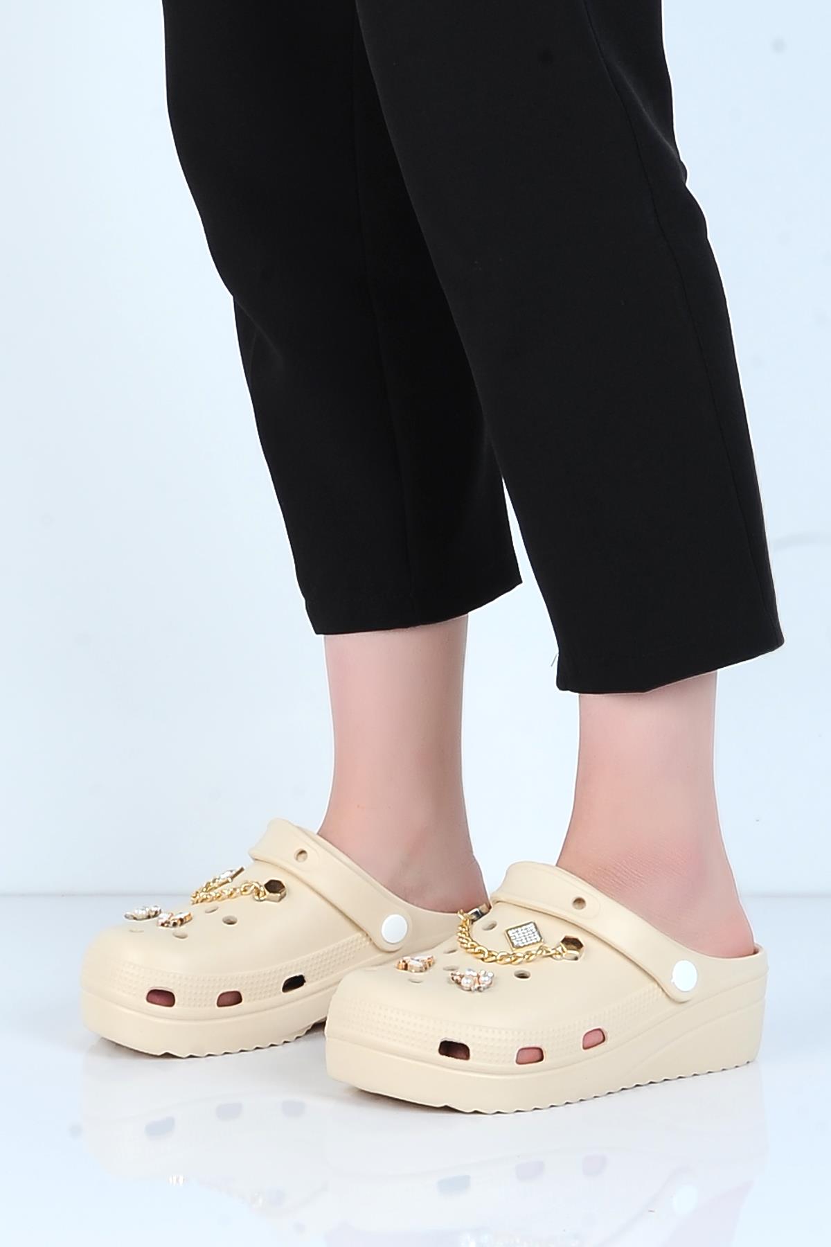 E800-6 Fiesta Bej Eva Kadın Taşlı Günlük Terlik - Görsel 2