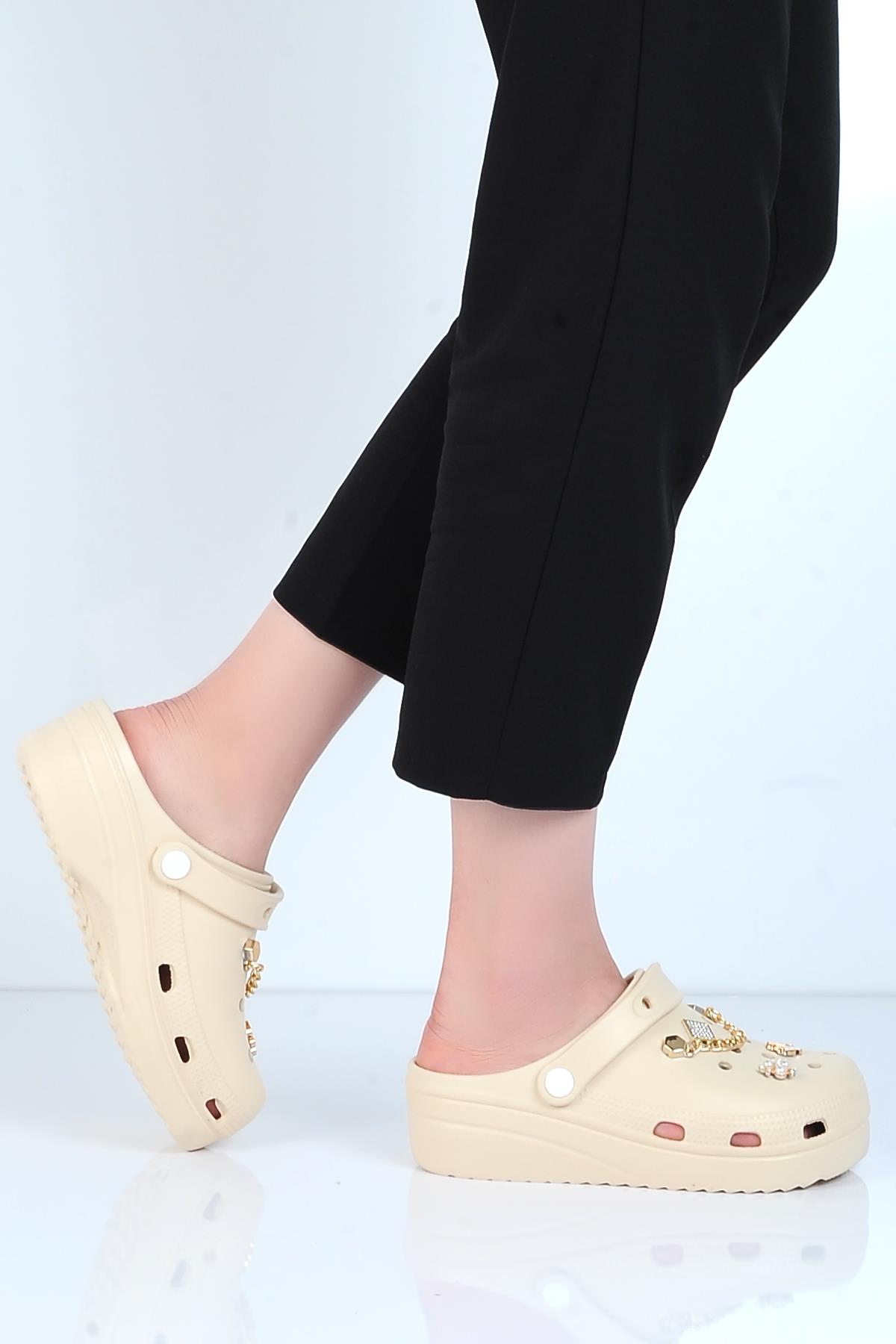 E800-6 Fiesta Bej Eva Kadın Taşlı Günlük Terlik - Görsel 4