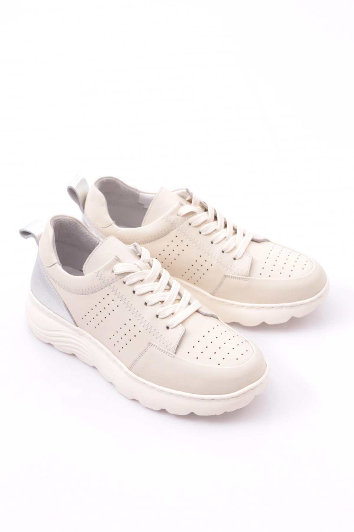 92552 Kadin Bağcikli Spor Ayakkabi - Görsel 3