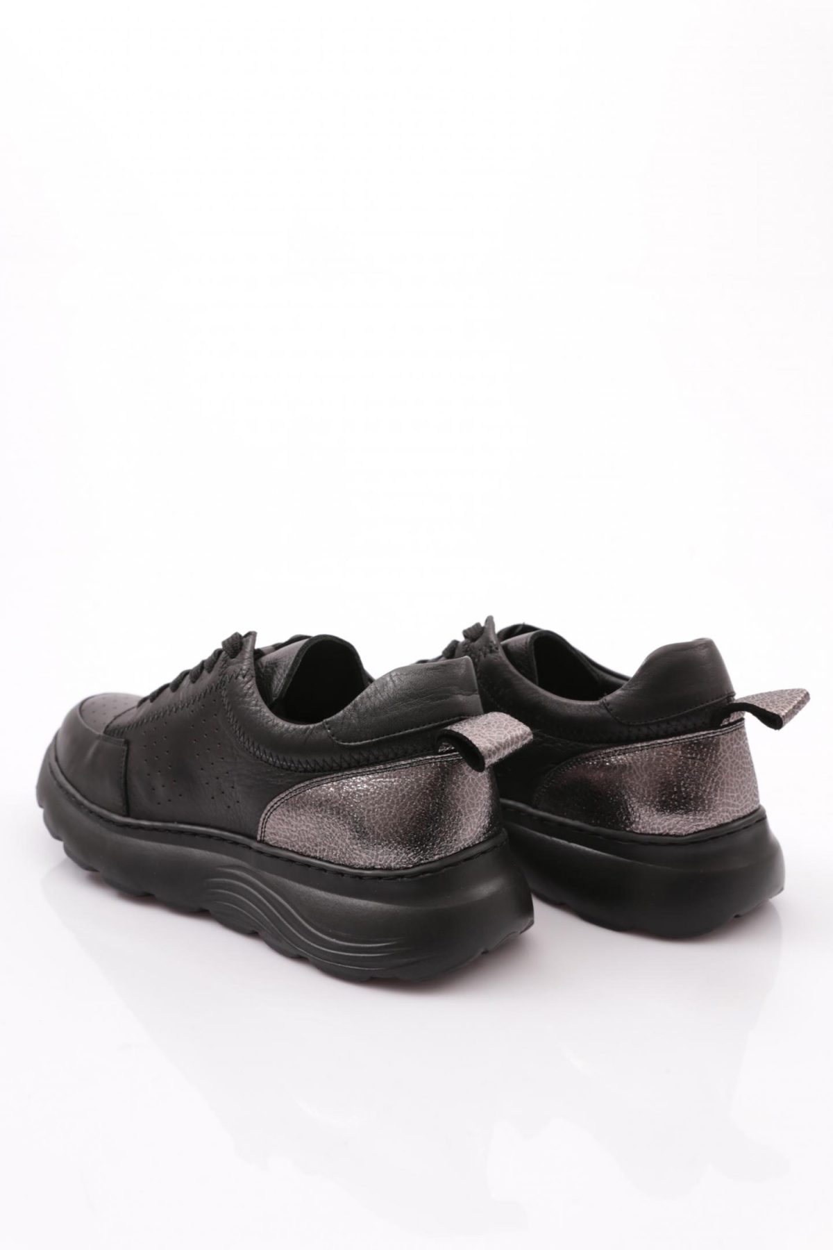 92552 Kadin Bağcikli Spor Ayakkabi - Görsel 4