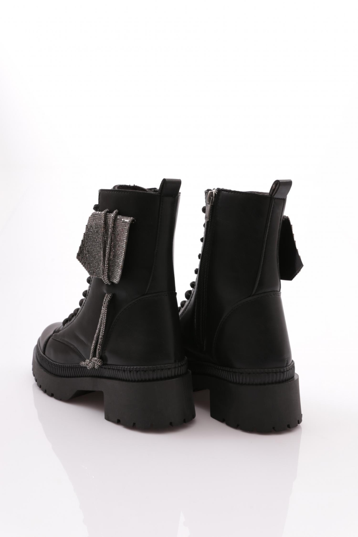 906223 Kadin Bot - Görsel 4