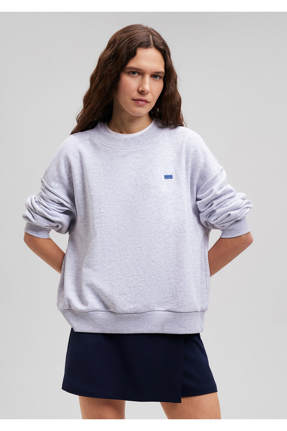 Bisiklet Yaka Basic Gri Sweatshirt