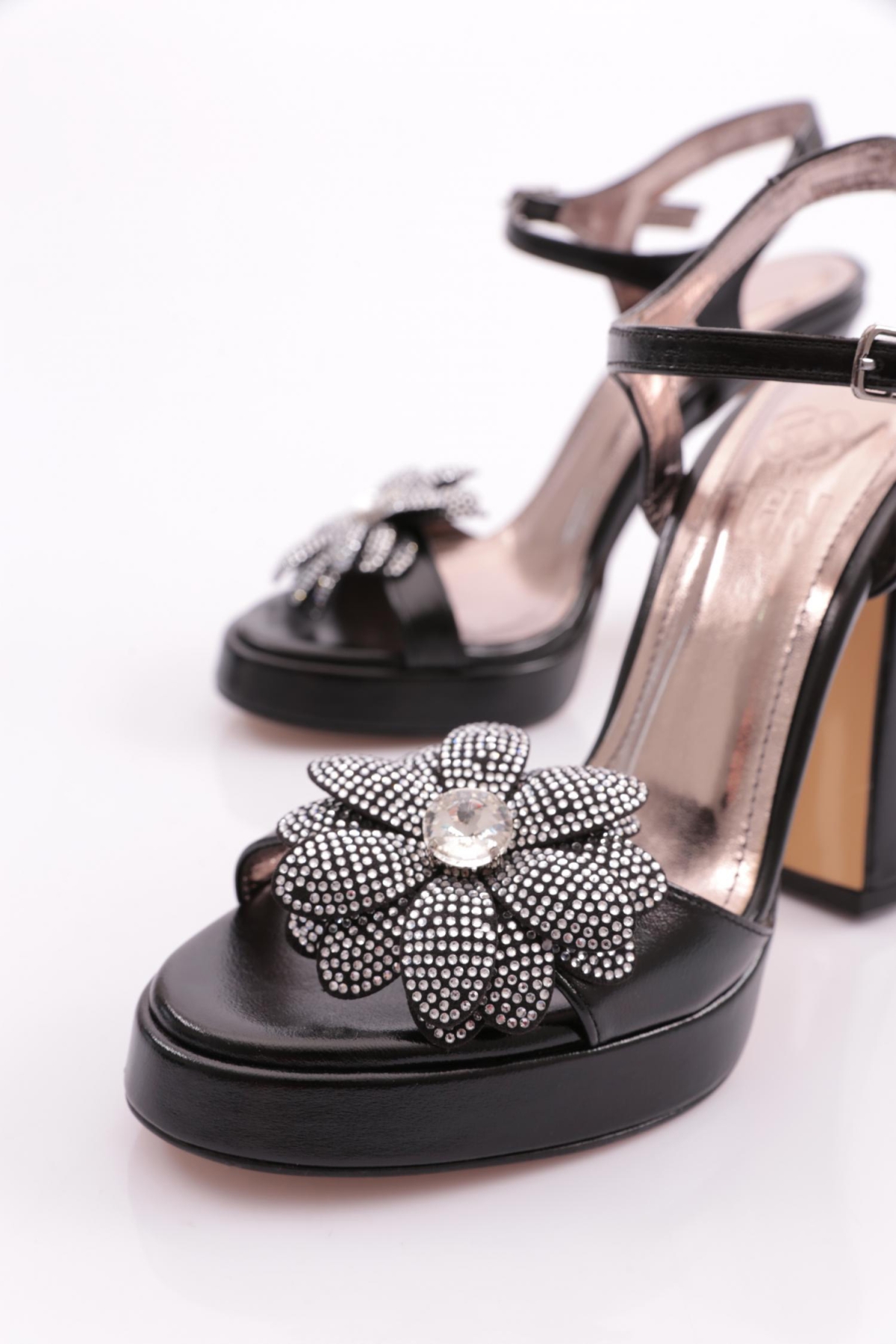 6005 Kadin Çiçek Detayli Topuklu Abiye Ayakkabi - Görsel 5