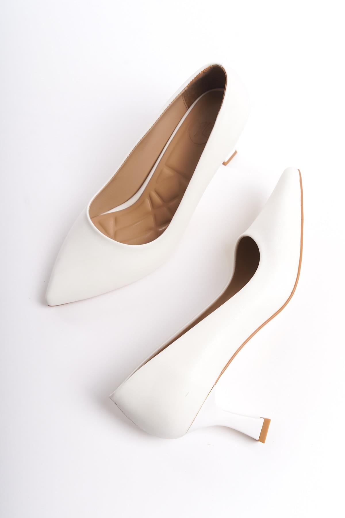 Kandy Beyaz Mat Kısa Kadeh Topuklu Ayakkabı - Görsel 3