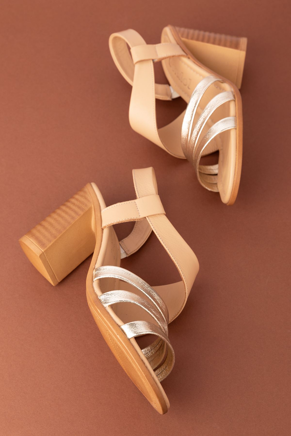 Gondol Kadın Hakiki Deri Topuklu Şık Ayakkabı tlh.603 - Görsel 5