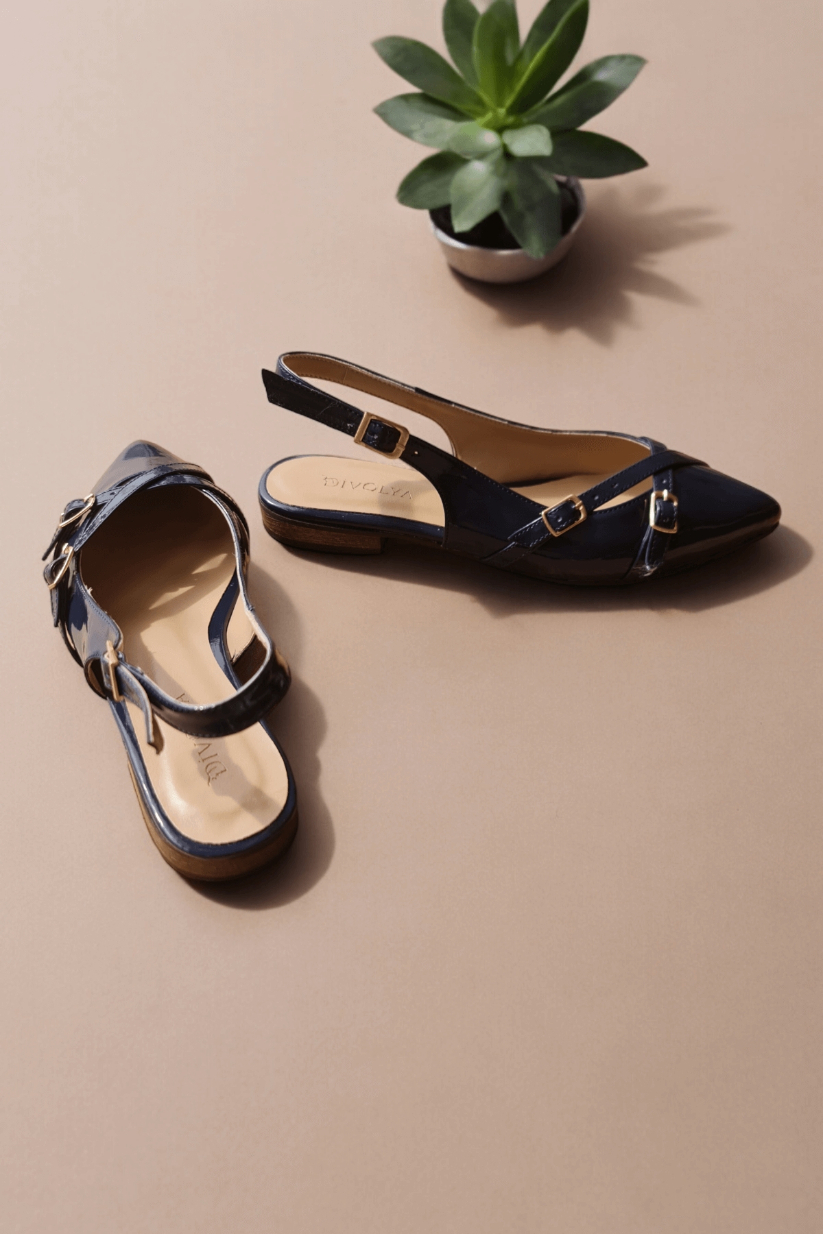 Pably Lacivert Rugan ( 2 cm Topuklu ) Sivri Burun Ayakkabı - Görsel 6